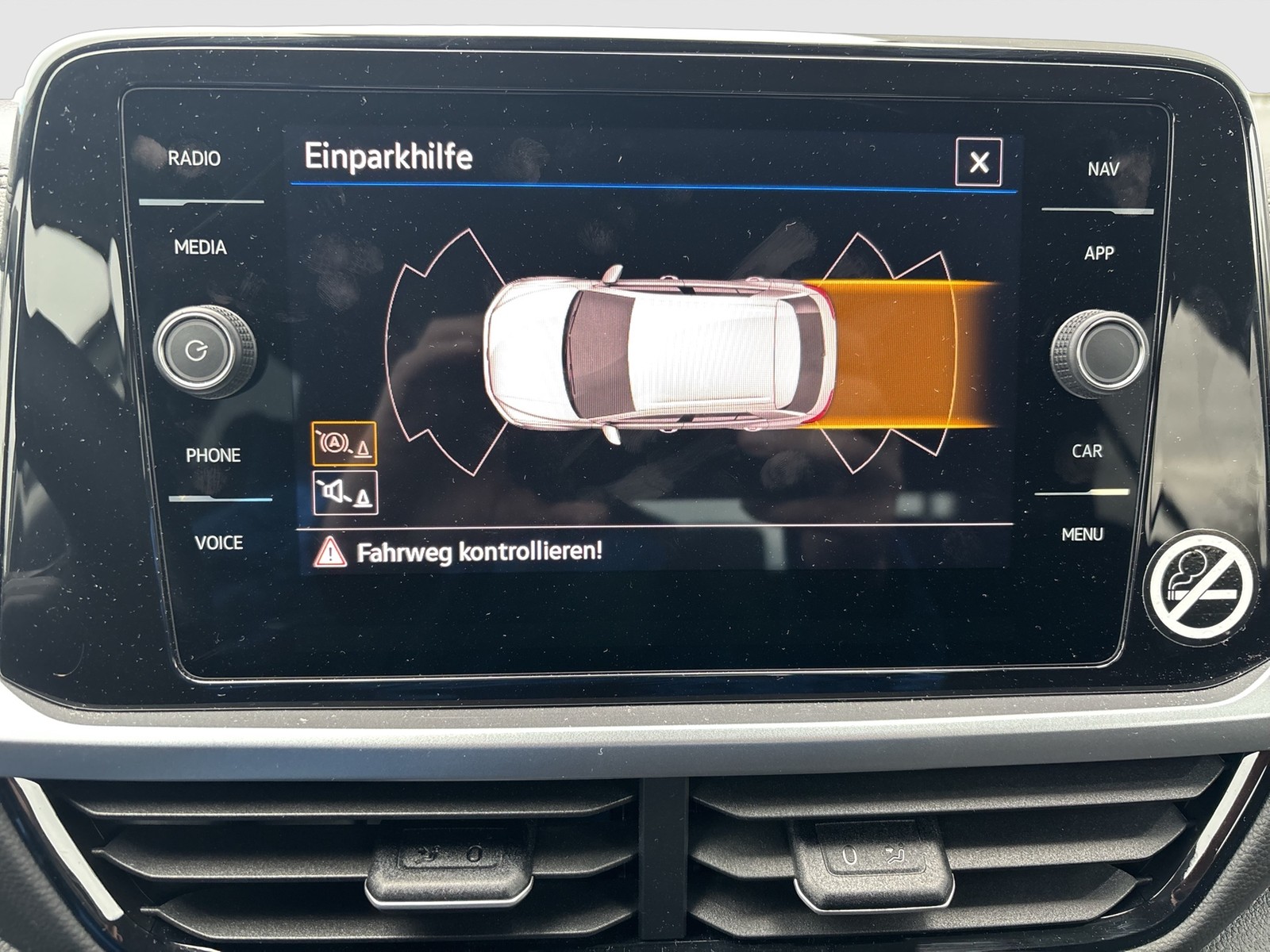 Volkswagen T-Roc 1.0 LIFE NAVI ALU CARPLAY SITZHEIZUNG DAB+