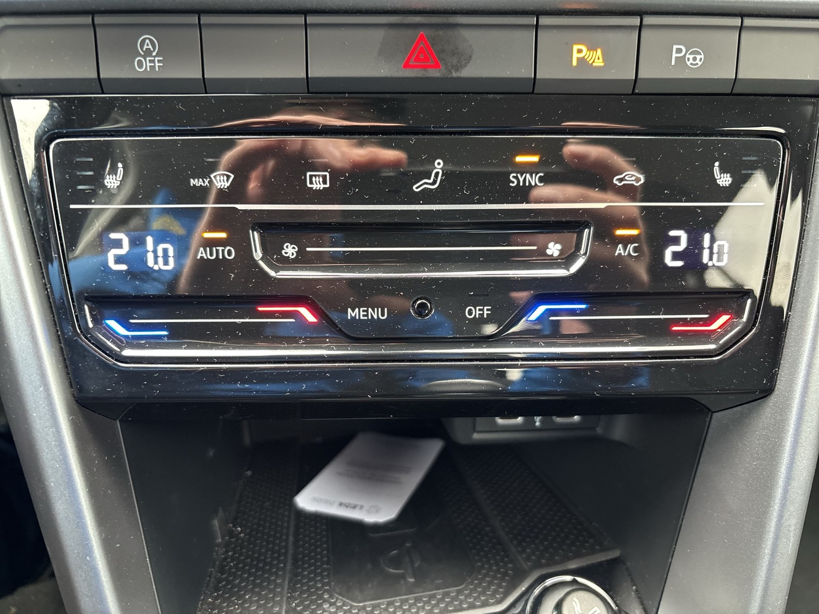 Volkswagen T-Roc 1.0 LIFE NAVI ALU CARPLAY SITZHEIZUNG DAB+