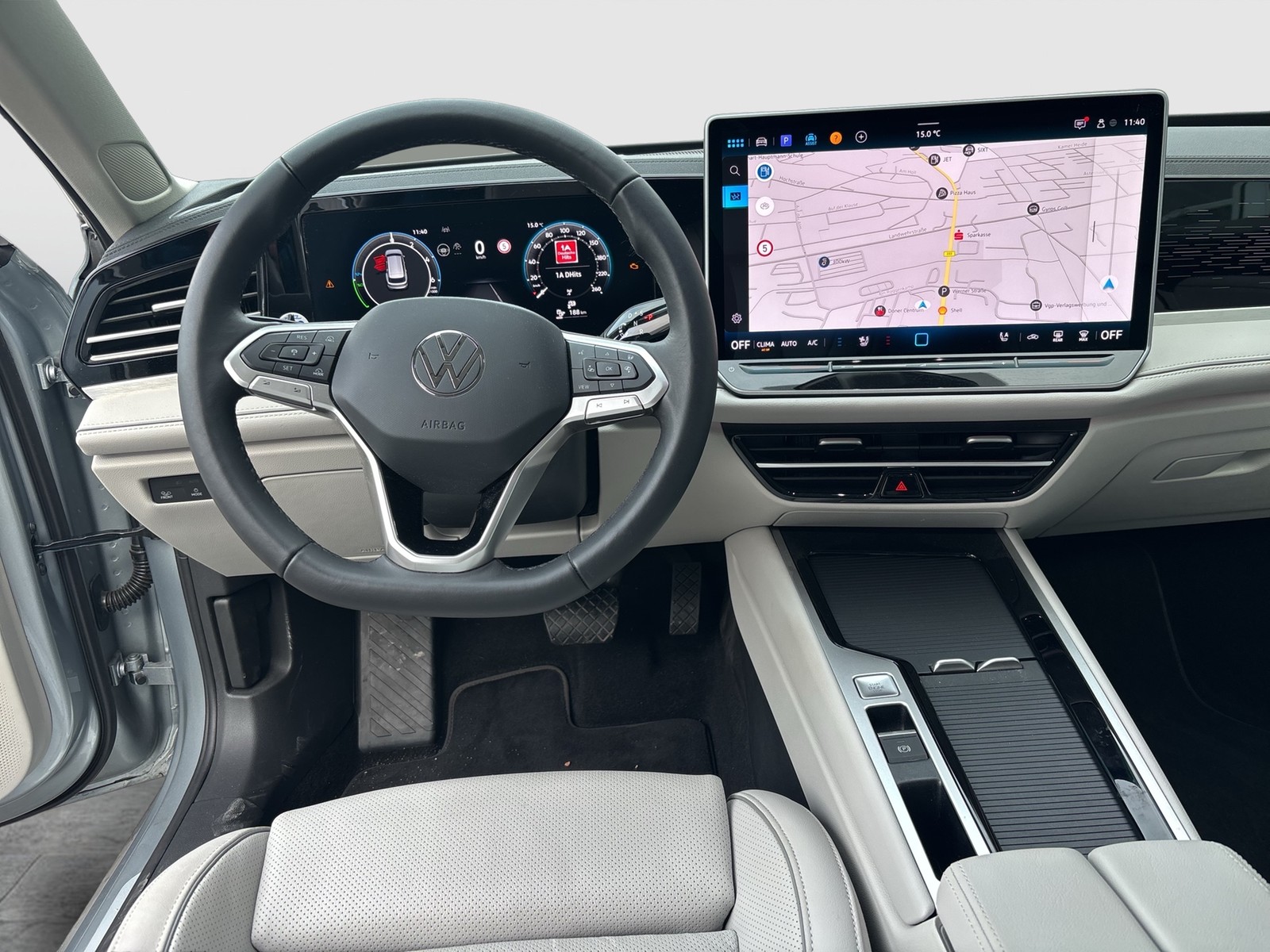 Volkswagen Passat Variant 1.5 HYBRID ELEGANCE NEUES MODELL