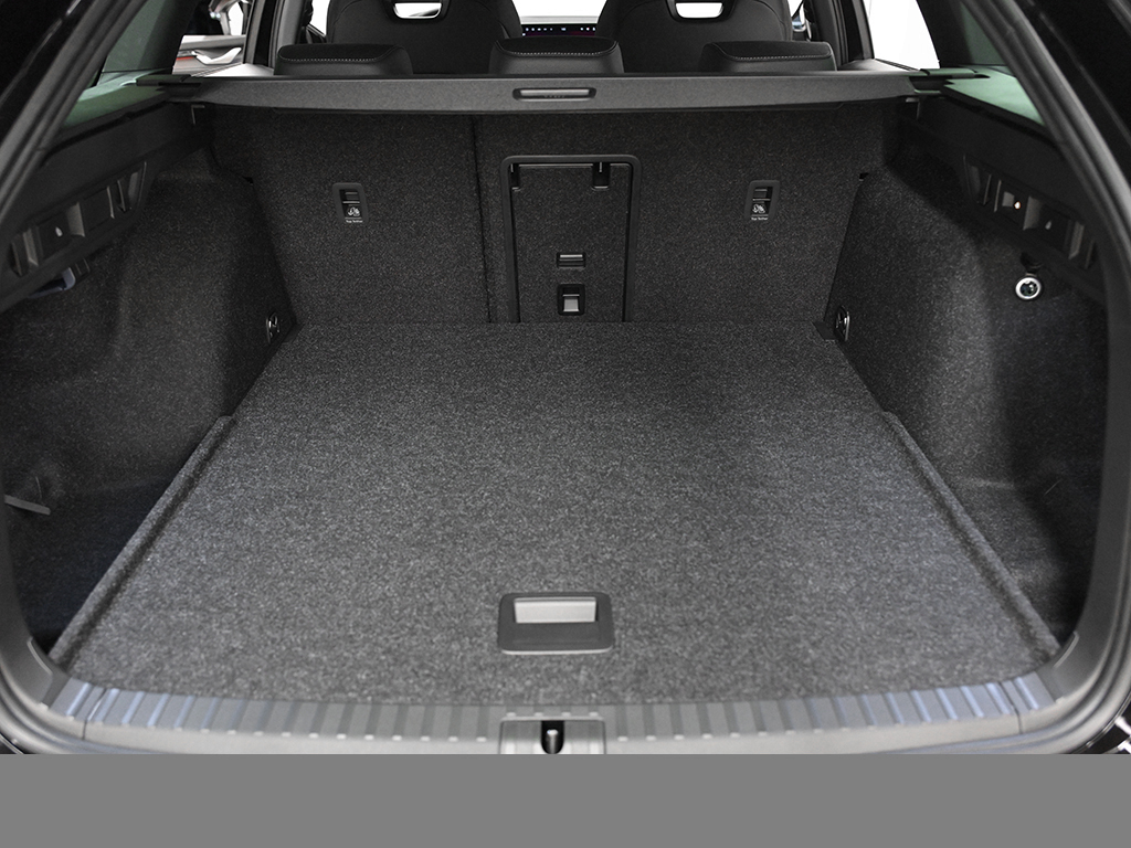 Skoda Octavia Combi 2.0 SPORTLINE DSG AHK KEYLESS LM18