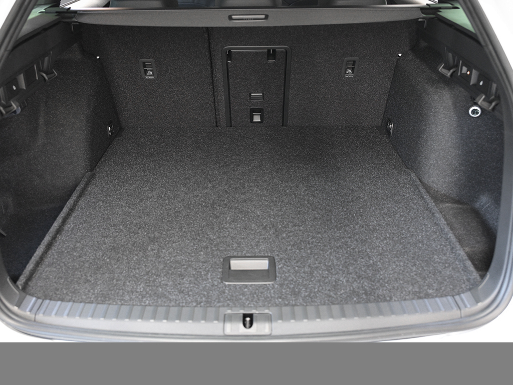 Skoda Octavia Combi 2.0 SPORTLINE DSG AHK KEYLESS LM18
