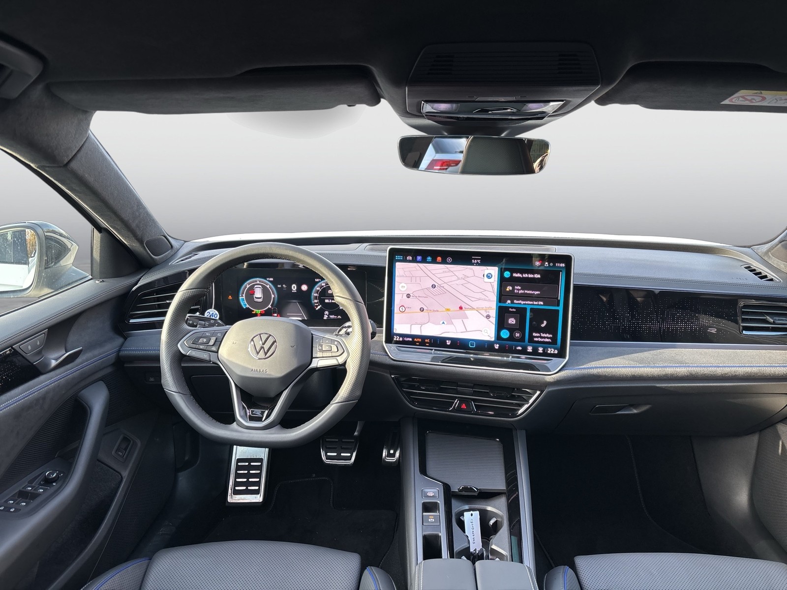 Volkswagen Passat Variant 2.0 R-LINE NEUES MODELL AHK LM19