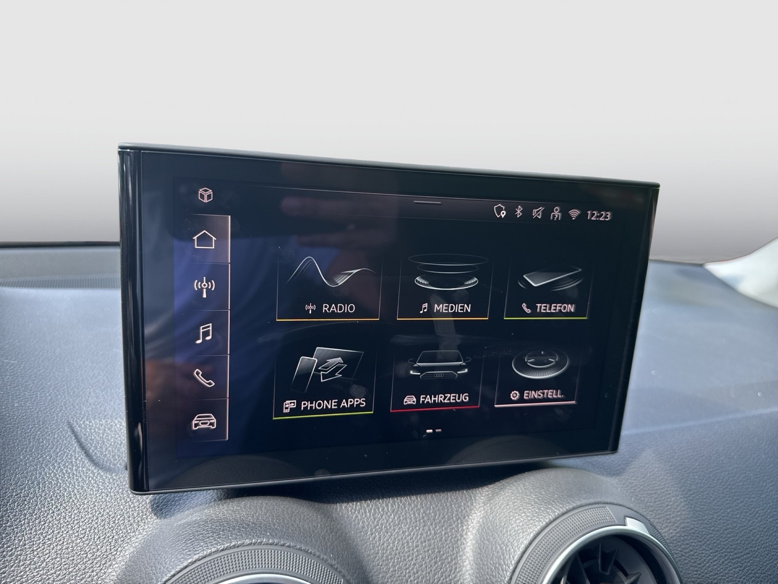 Audi Q2 35 advanced CAM E-KLAPPE CARPLAY LM17 SITZHZ.