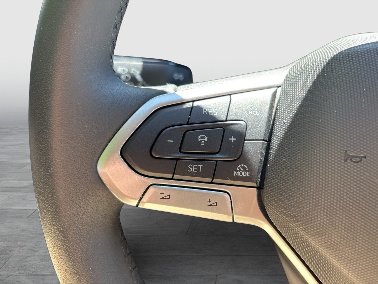 Volkswagen Golf VIII 1.5 LIFE ACC CARPLAY ALU SITZHEIZUNG