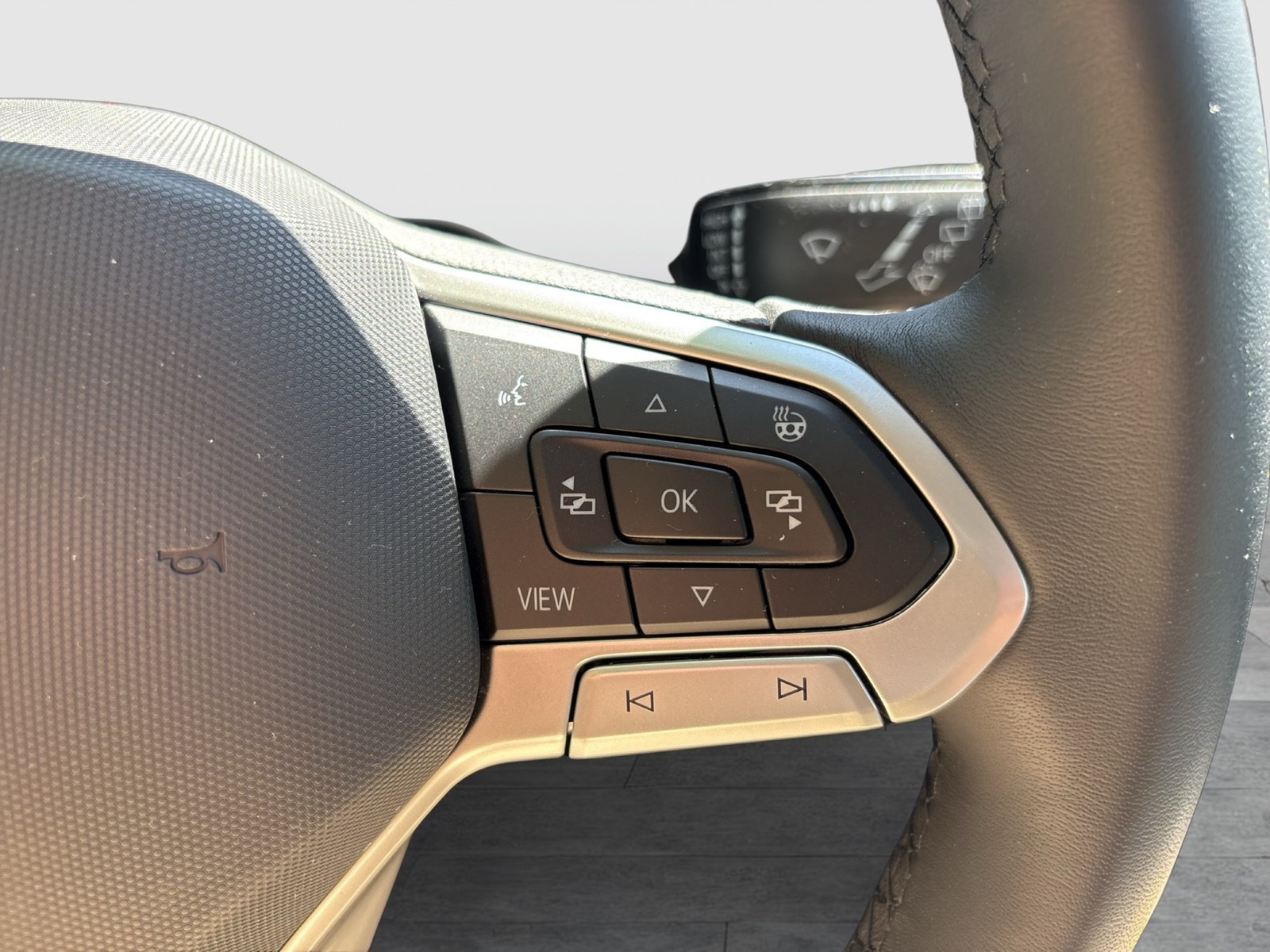 Volkswagen Golf VIII 1.5 LIFE ACC CARPLAY ALU SITZHEIZUNG
