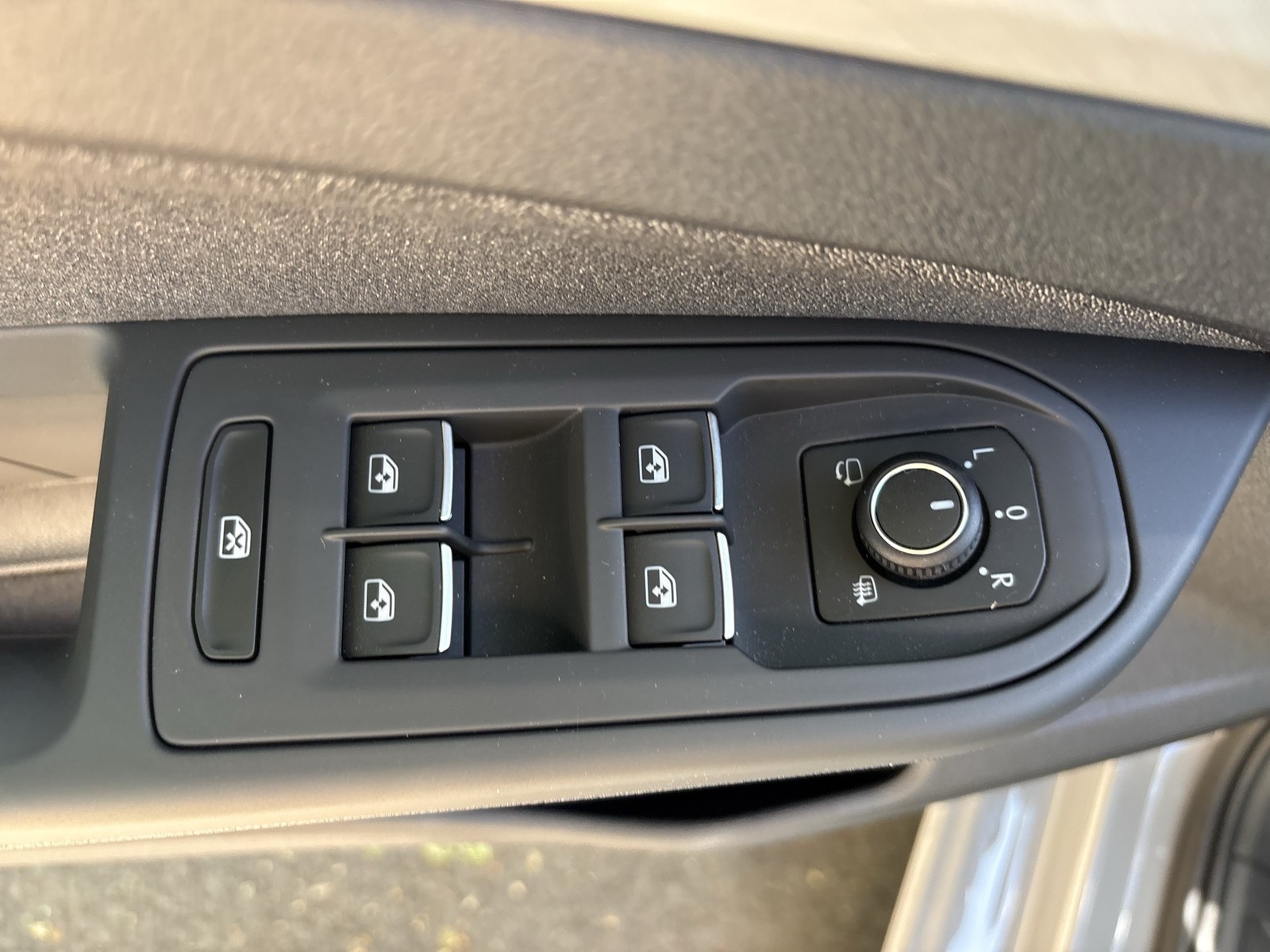 Volkswagen Golf VIII 1.5 LIFE ACC CARPLAY ALU SITZHEIZUNG