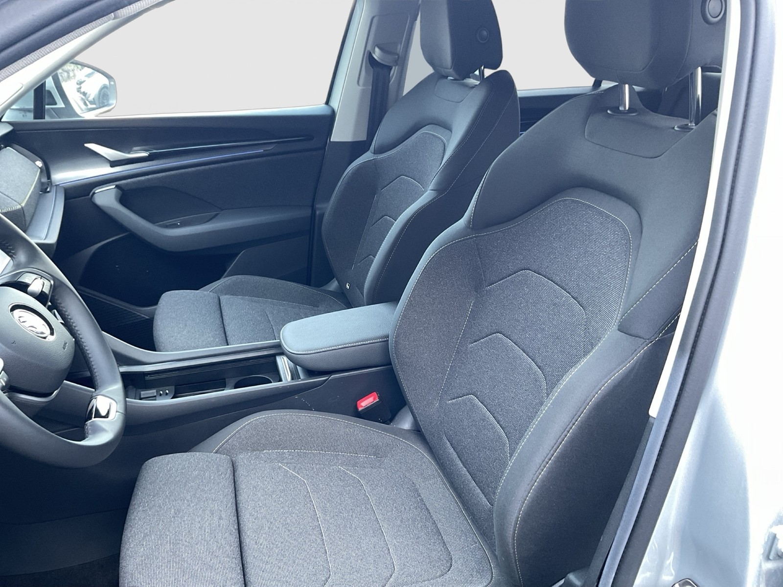 Skoda Kodiaq 1.5 eTSI SELECTION CAM ACC LM18 MATRIX