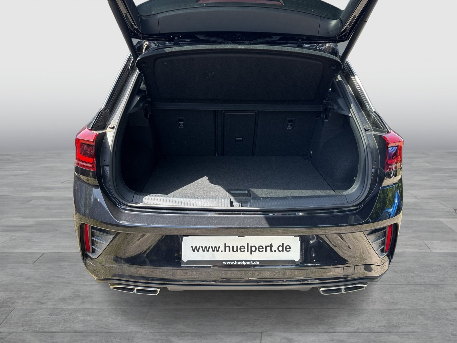 Volkswagen T-Roc 2.0 R-LINE 4X4 PANO ALU19 KAMERA MATRIX