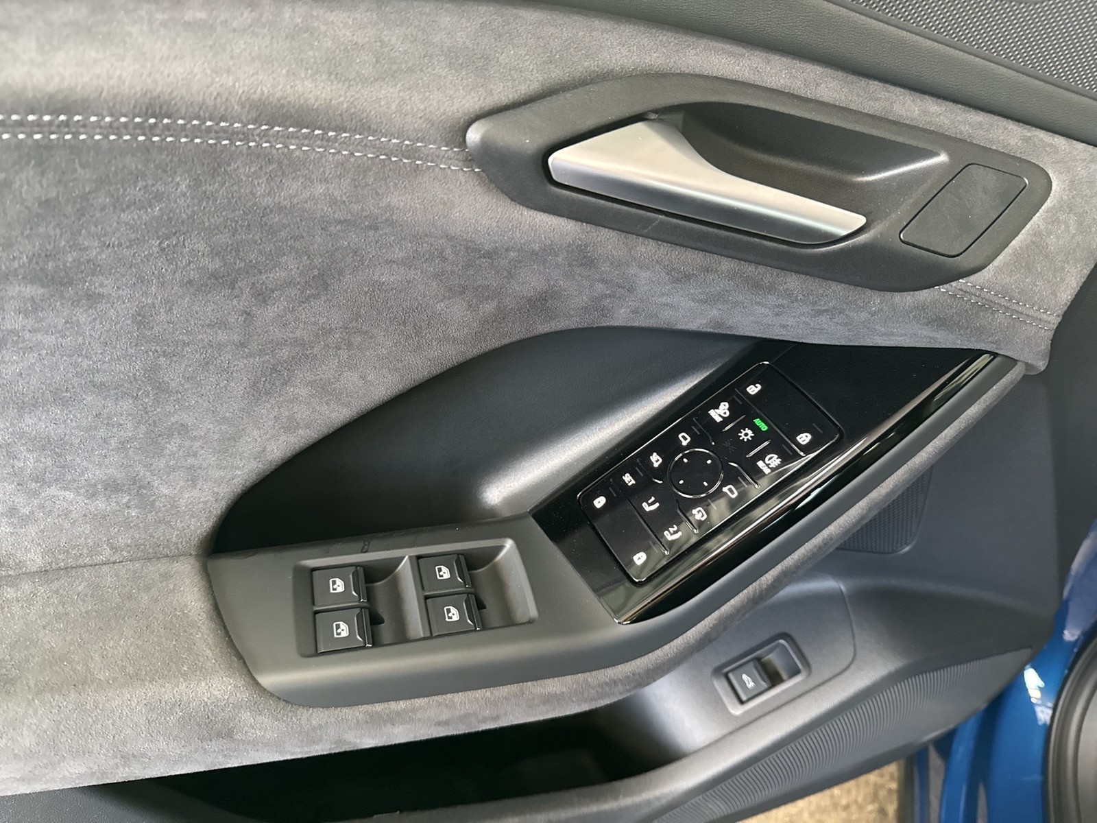 Audi Q6 e-tron quattro S LINE PANO B&O AHK 360CAM ACC