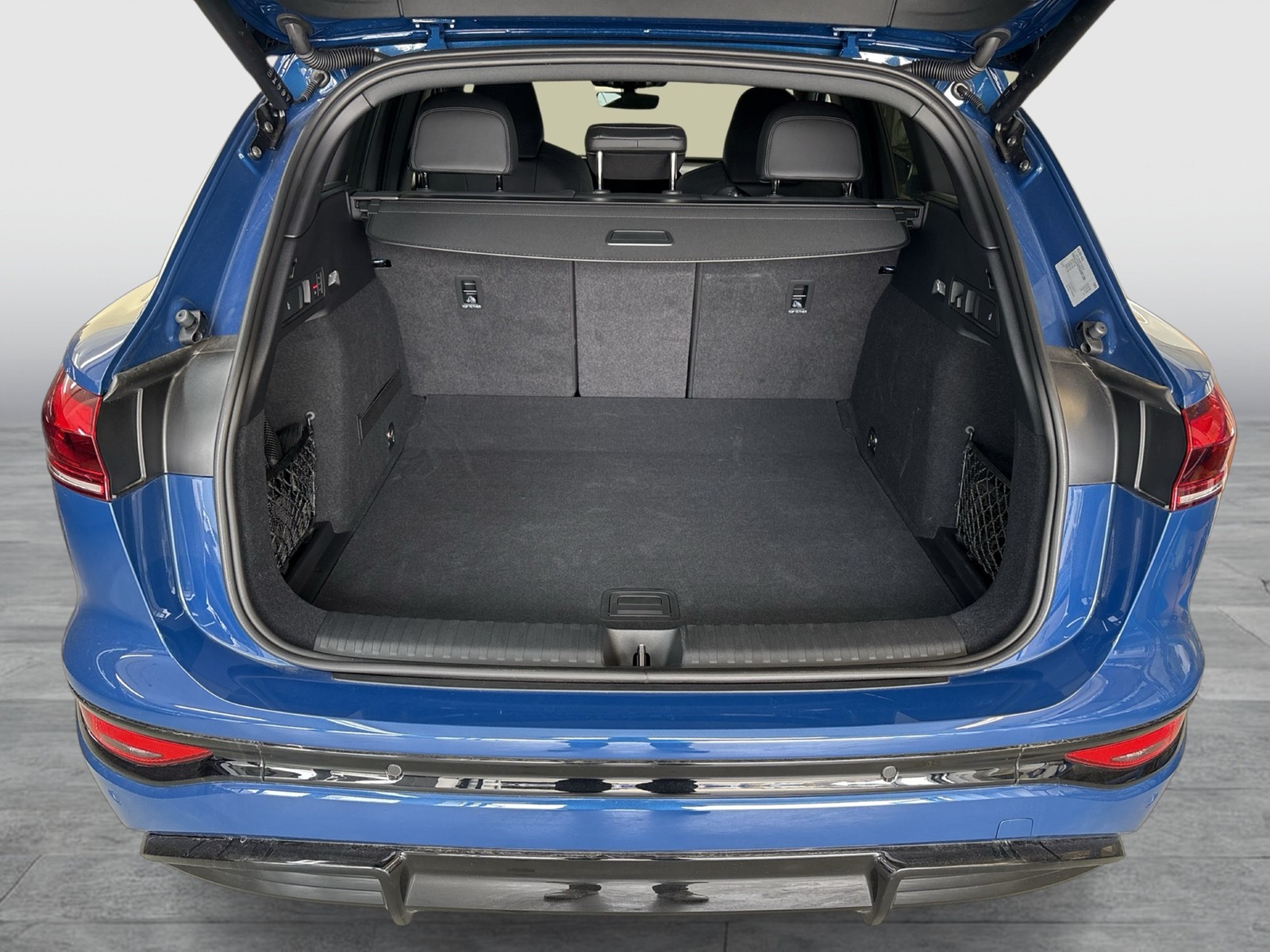 Audi Q6 e-tron quattro S LINE PANO B&O AHK 360CAM ACC