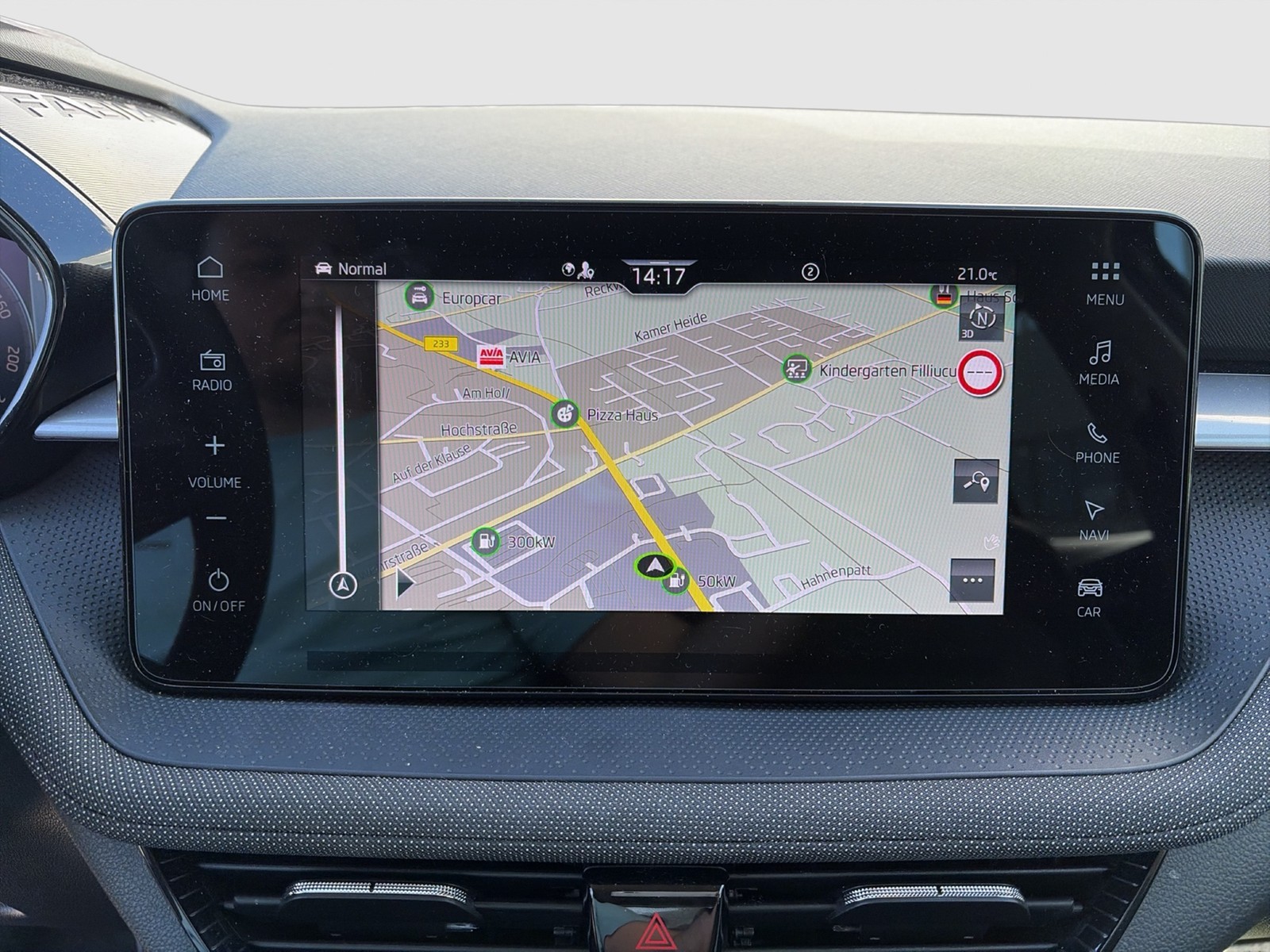 Skoda Fabia 1.5 TOUR CAM ACC NAVI CARPLAY SITZHEIZUNG