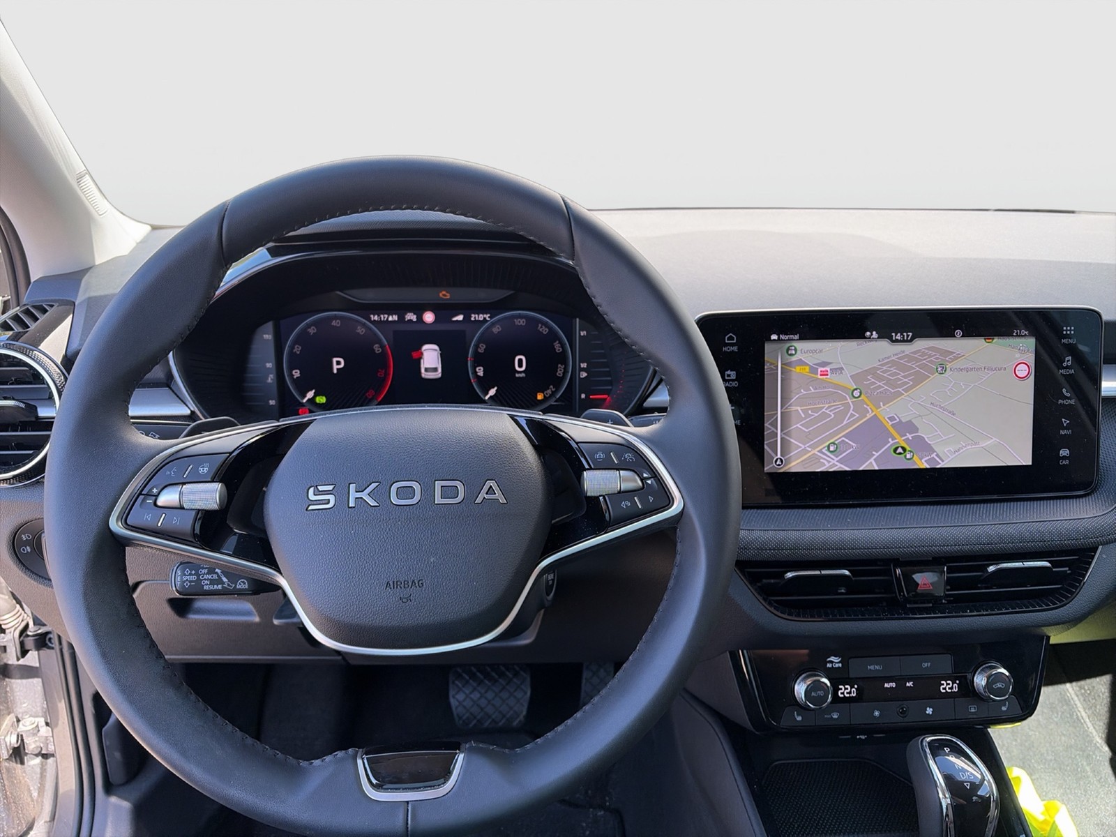 Skoda Fabia 1.5 TOUR CAM ACC NAVI CARPLAY SITZHEIZUNG