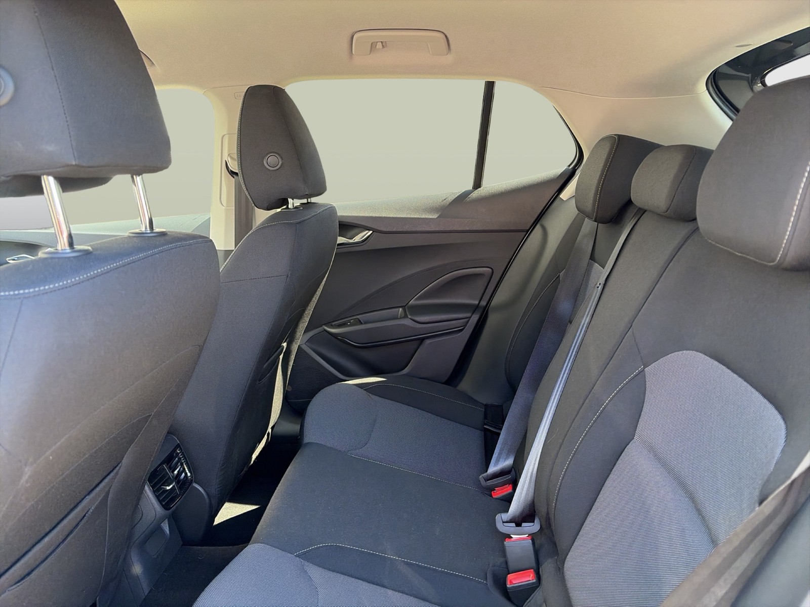 Skoda Fabia 1.5 TOUR CAM ACC NAVI CARPLAY SITZHEIZUNG
