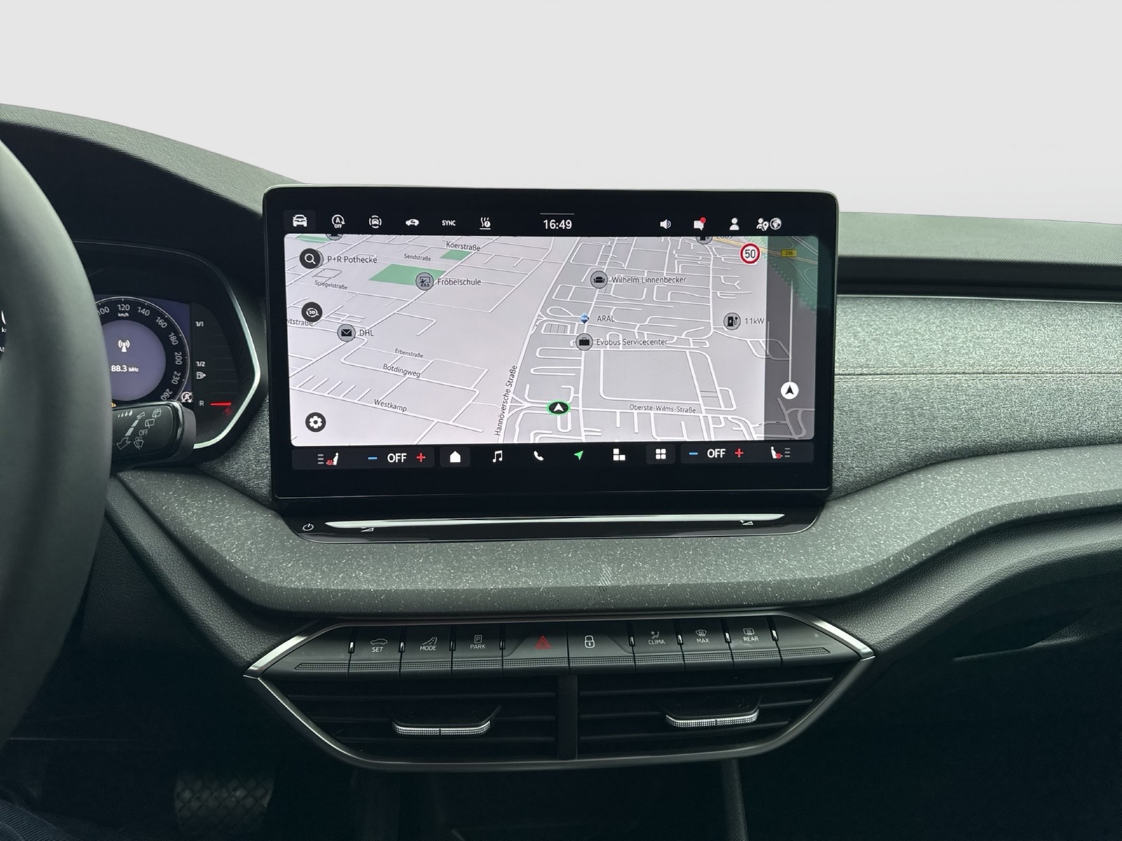 Skoda Octavia Combi 1.5 e-TEC SELECTION STANDHEIZ. AHK
