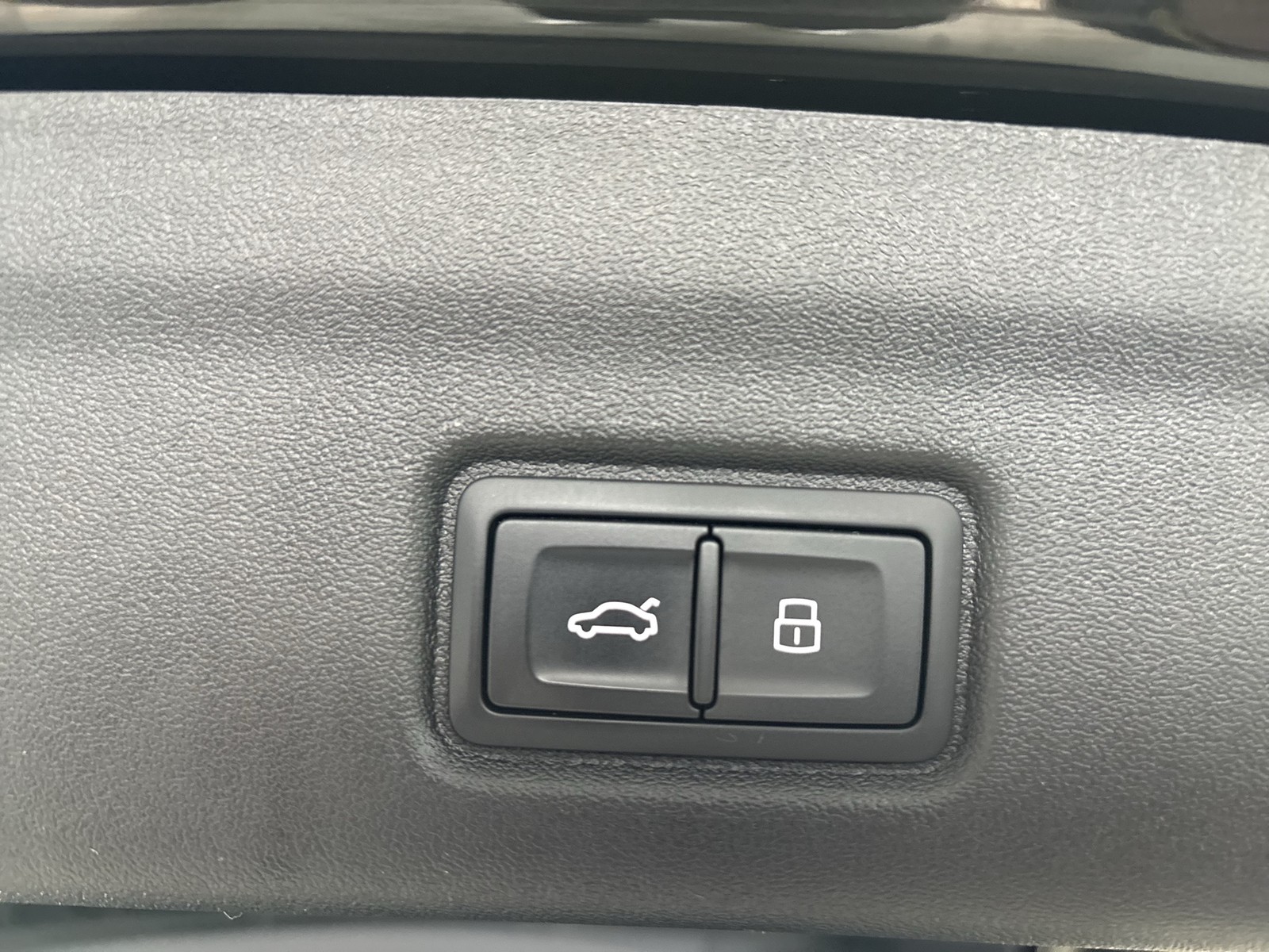 Audi Q6 e-tron quattro S LINE PANO B&O 360°CAM LM21