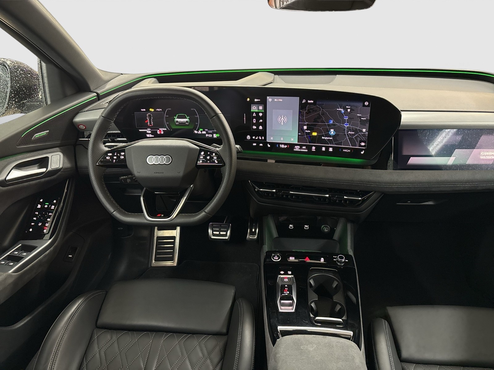 Audi Q6 e-tron quattro S LINE PANO B&O 360°CAM LM21