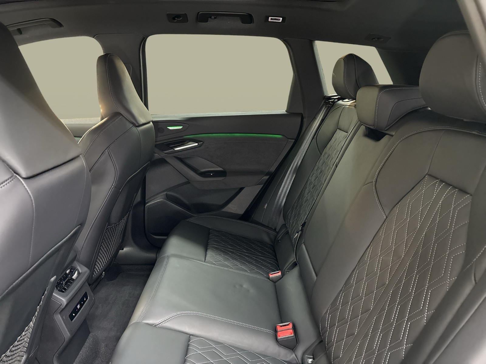 Audi Q6 e-tron quattro S LINE PANO B&O 360°CAM LM21