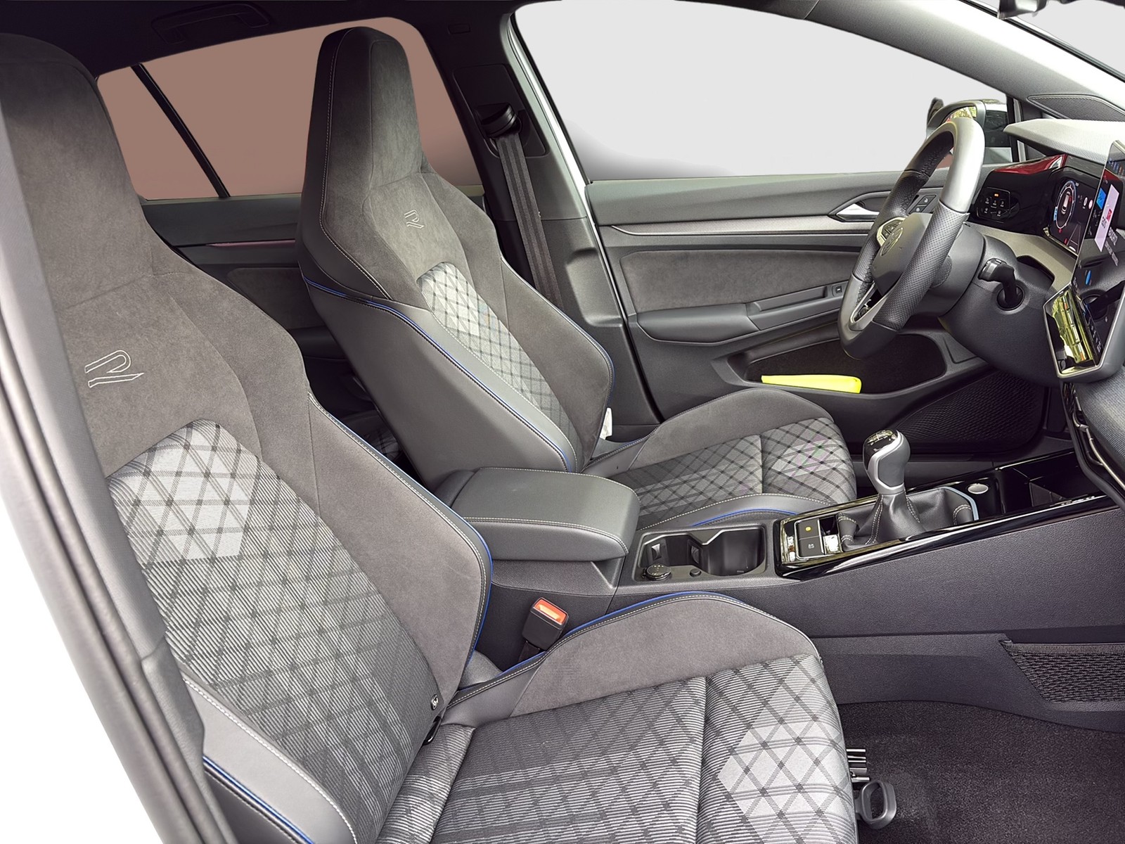 Volkswagen Golf VIII 1.5 R-LINE FACELIFT 360CAM ACC CARPLAY