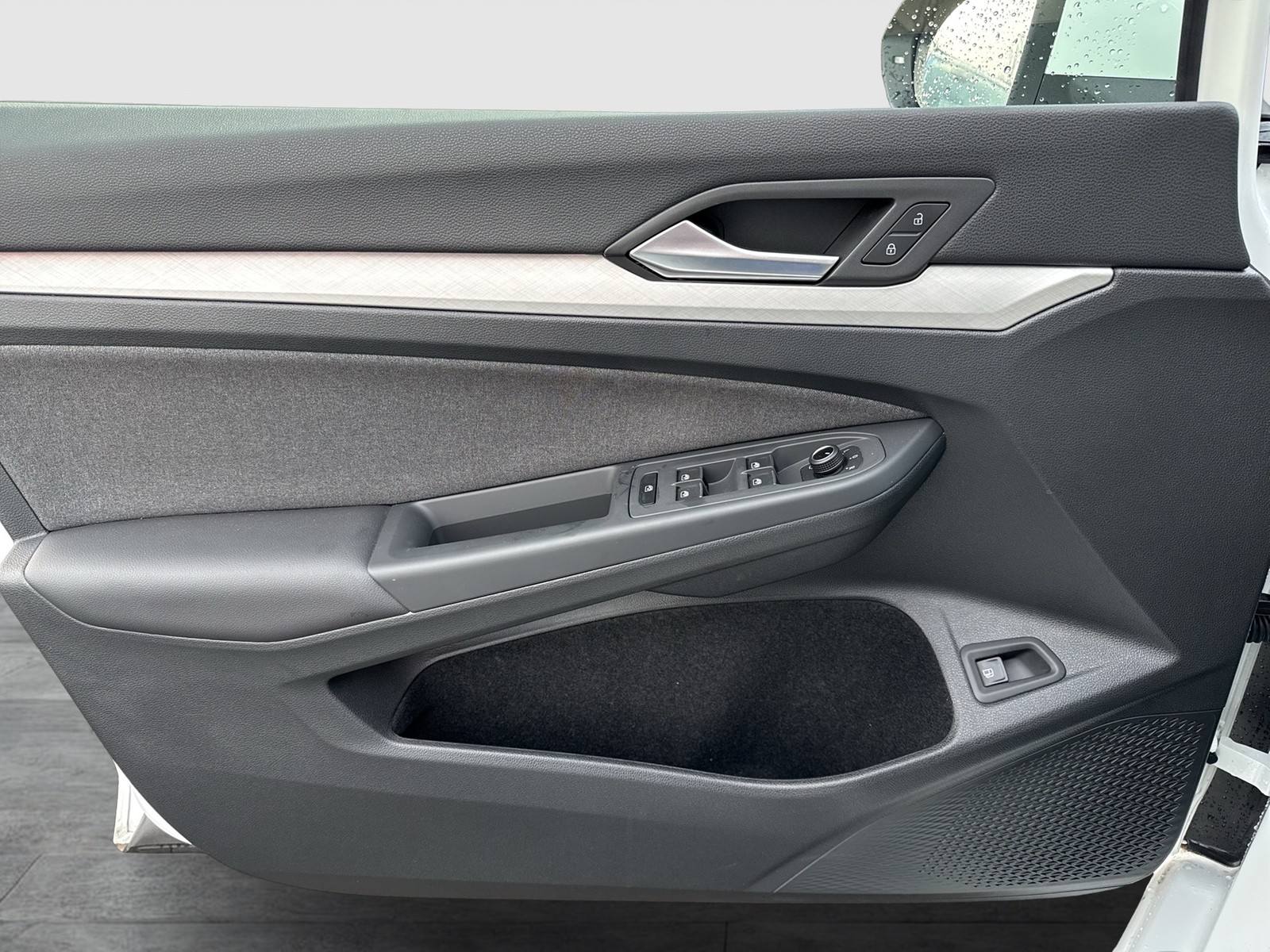 Volkswagen Golf VIII 1.5 HYBRID LIFE FACELIFT LM18 CARPLAY