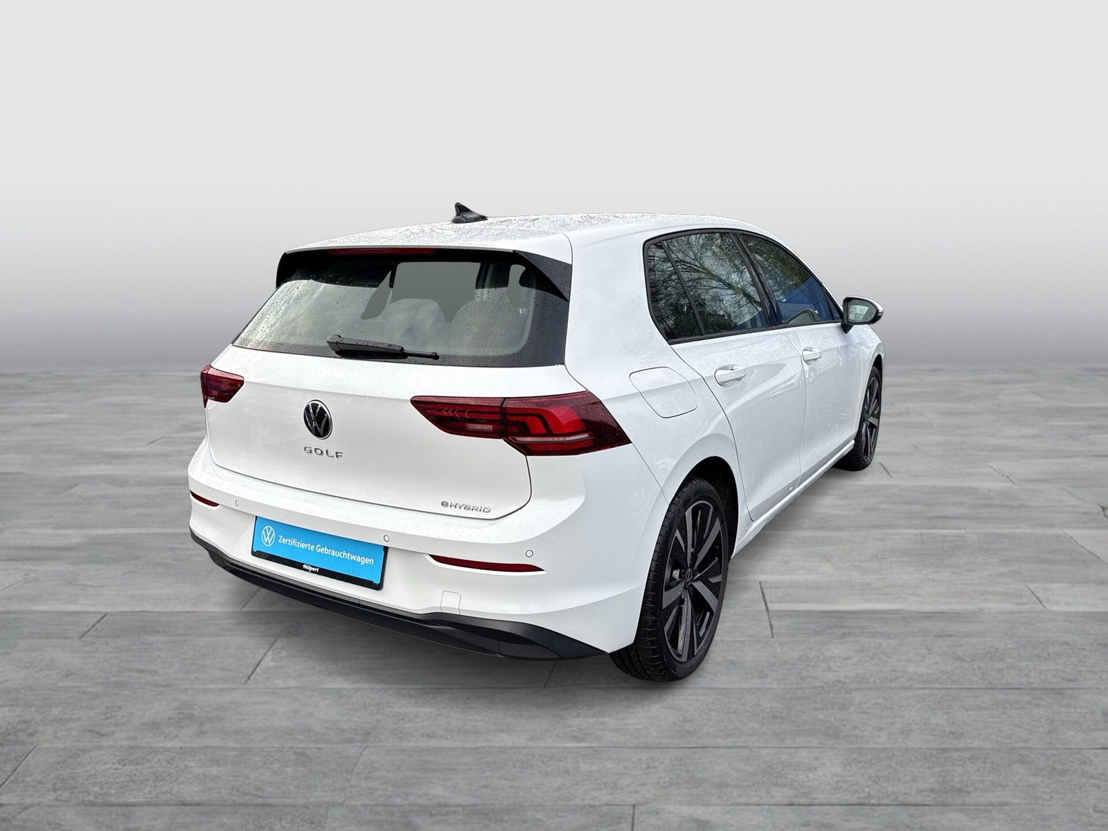 Volkswagen Golf VIII 1.5 HYBRID LIFE FACELIFT LM18 CARPLAY