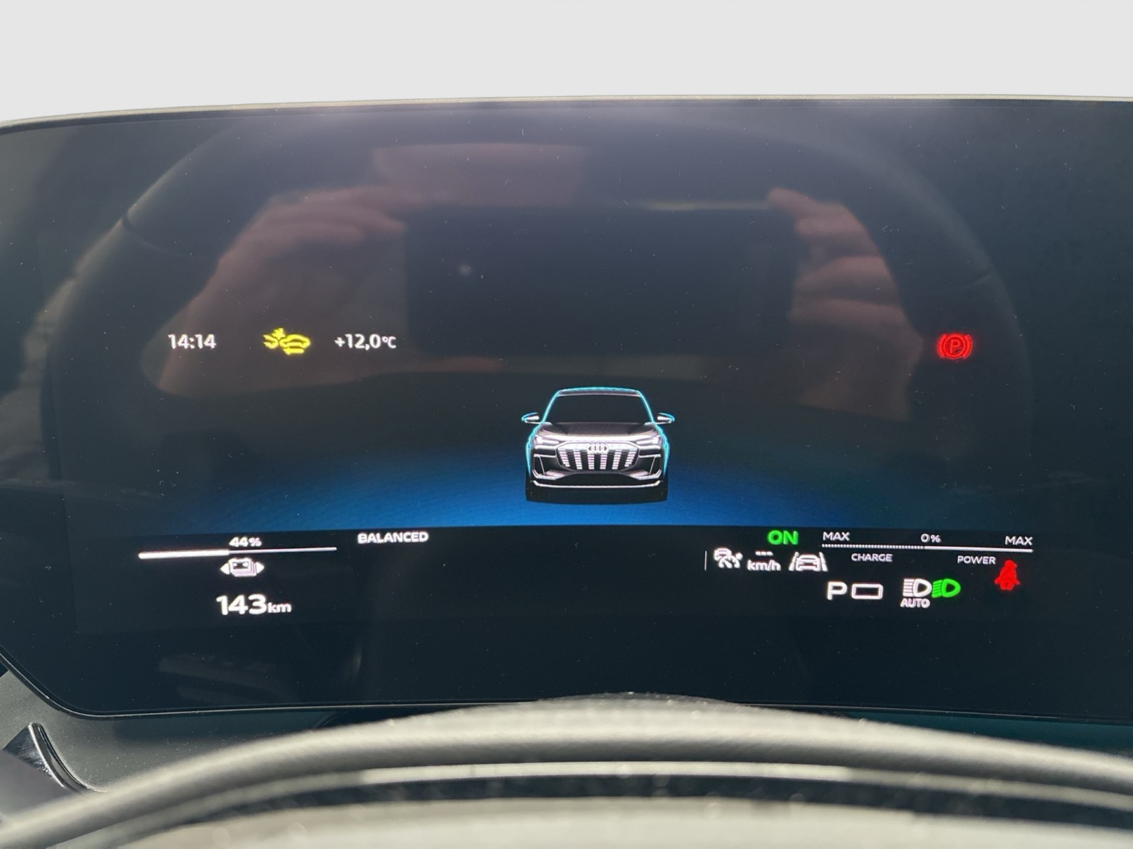 Audi Q6 e-tron quattro S LINE BLACKPAK PANO B&O AHK