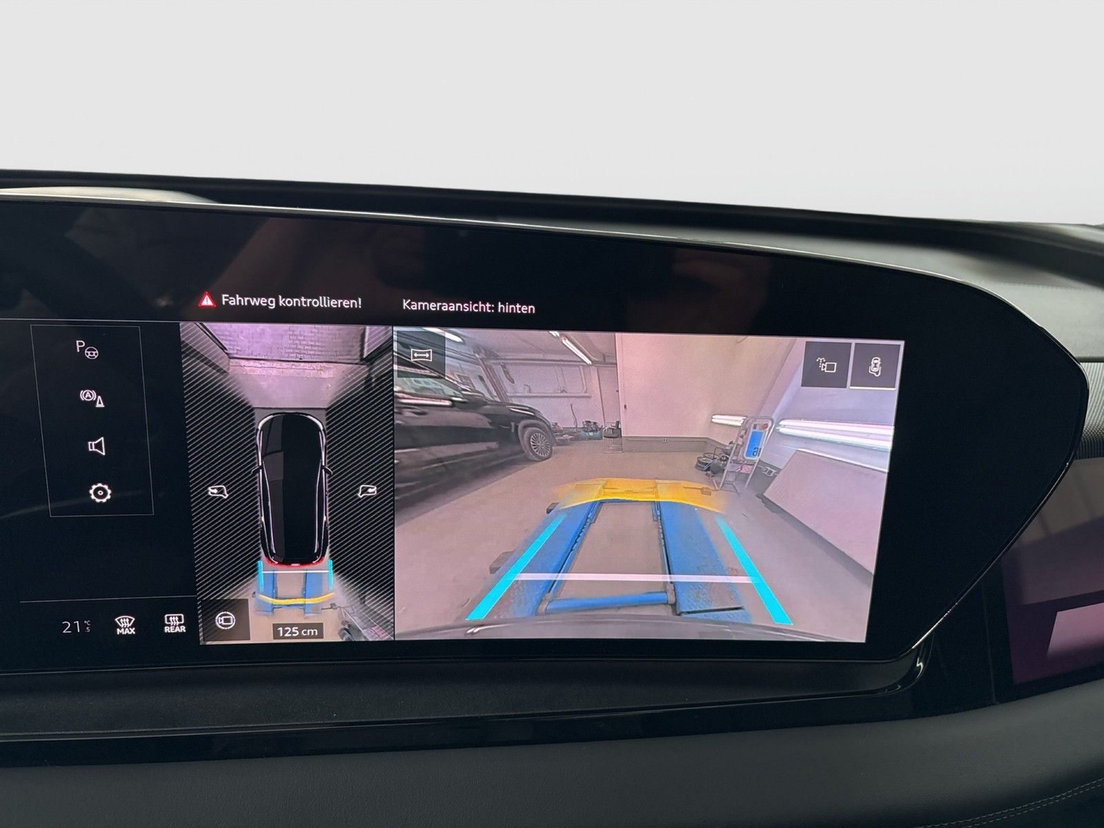 Audi Q6 e-tron quattro S LINE BLACKPAK PANO B&O LM21