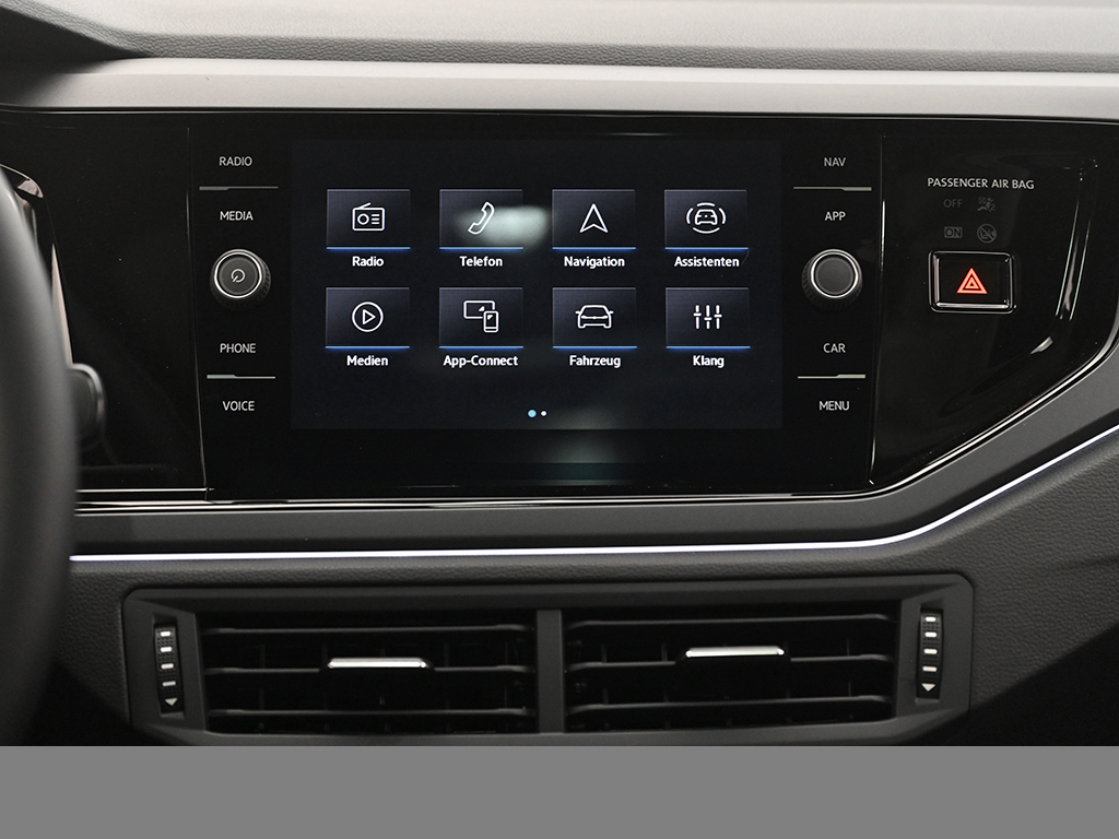 Volkswagen Polo 1.0 R-LINE DSG PANO NAVI CAM KEYLESS 