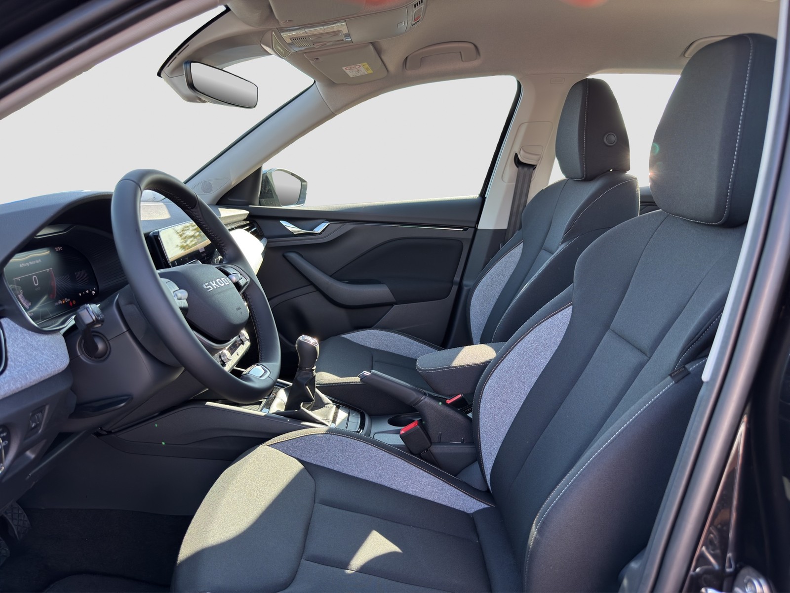 Skoda Kamiq 1.0TSI Selection PDC SMARTLINK SHZ RFK