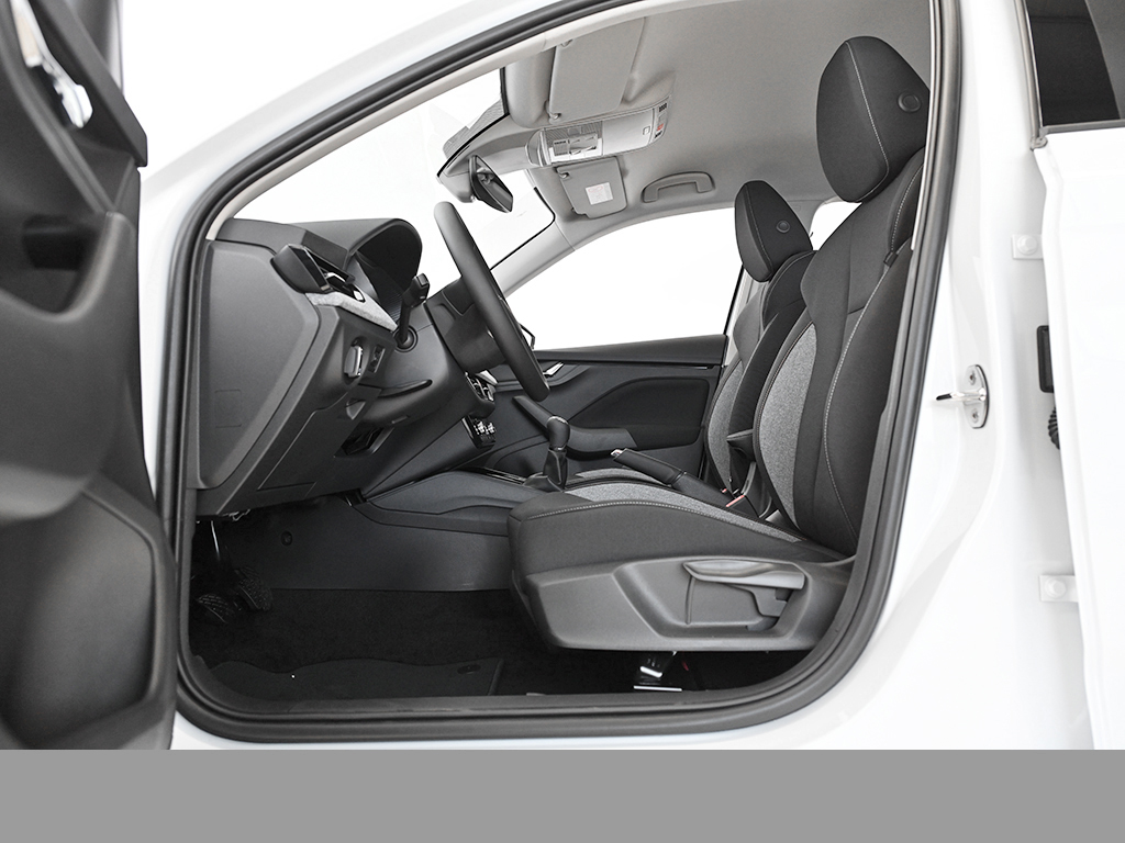 Skoda Kamiq 1.0TSI Selection PDC SMARTLINK SHZ RFK