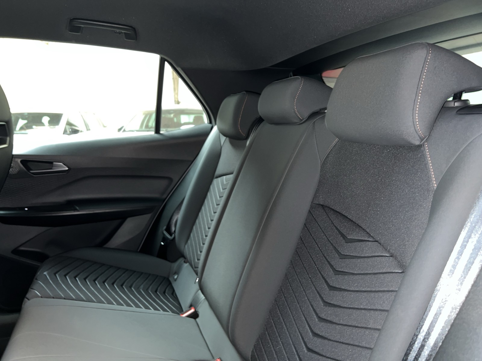 Cupra Born CAM ACC LM18 NAVI SITZHEIZUNG LED DAB KLIMA