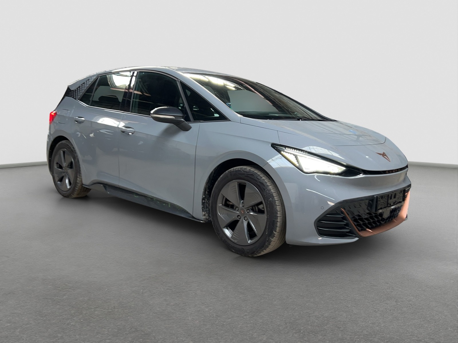 Cupra Born CAM ACC LM18 NAVI SITZHEIZUNG LED DAB KLIMA