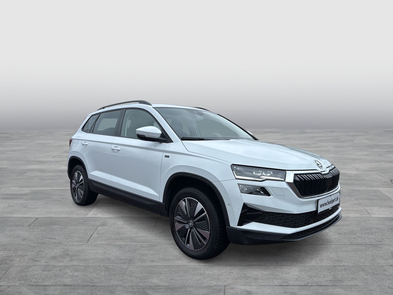 Skoda Karoq 1.5 TOUR PANO AHK 360°CAM ACC EKLAPPE NAVI