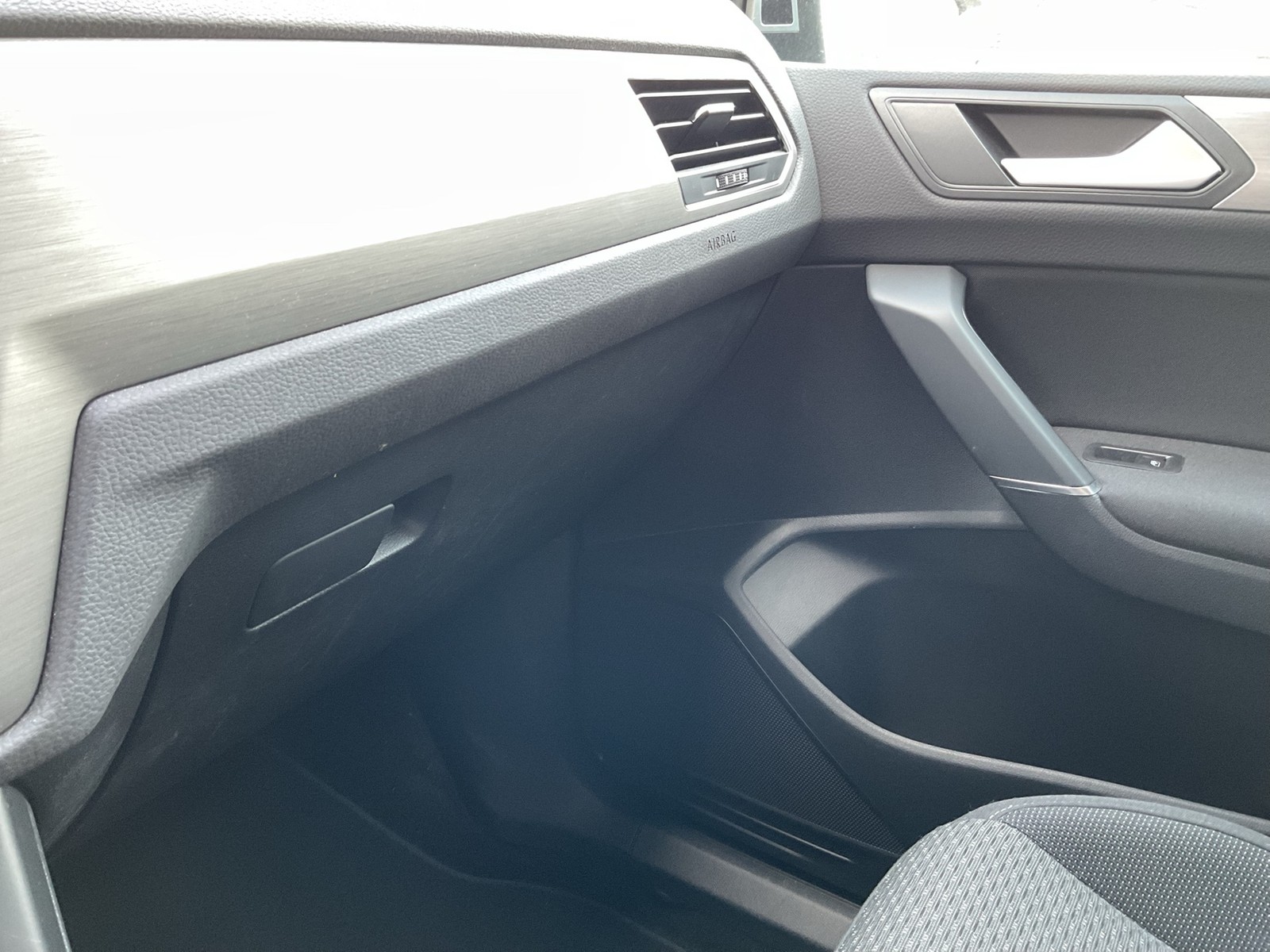 Volkswagen Touran 1.5 COMFORTLINE 7SITZE ACC ALU SITZHEIZ.