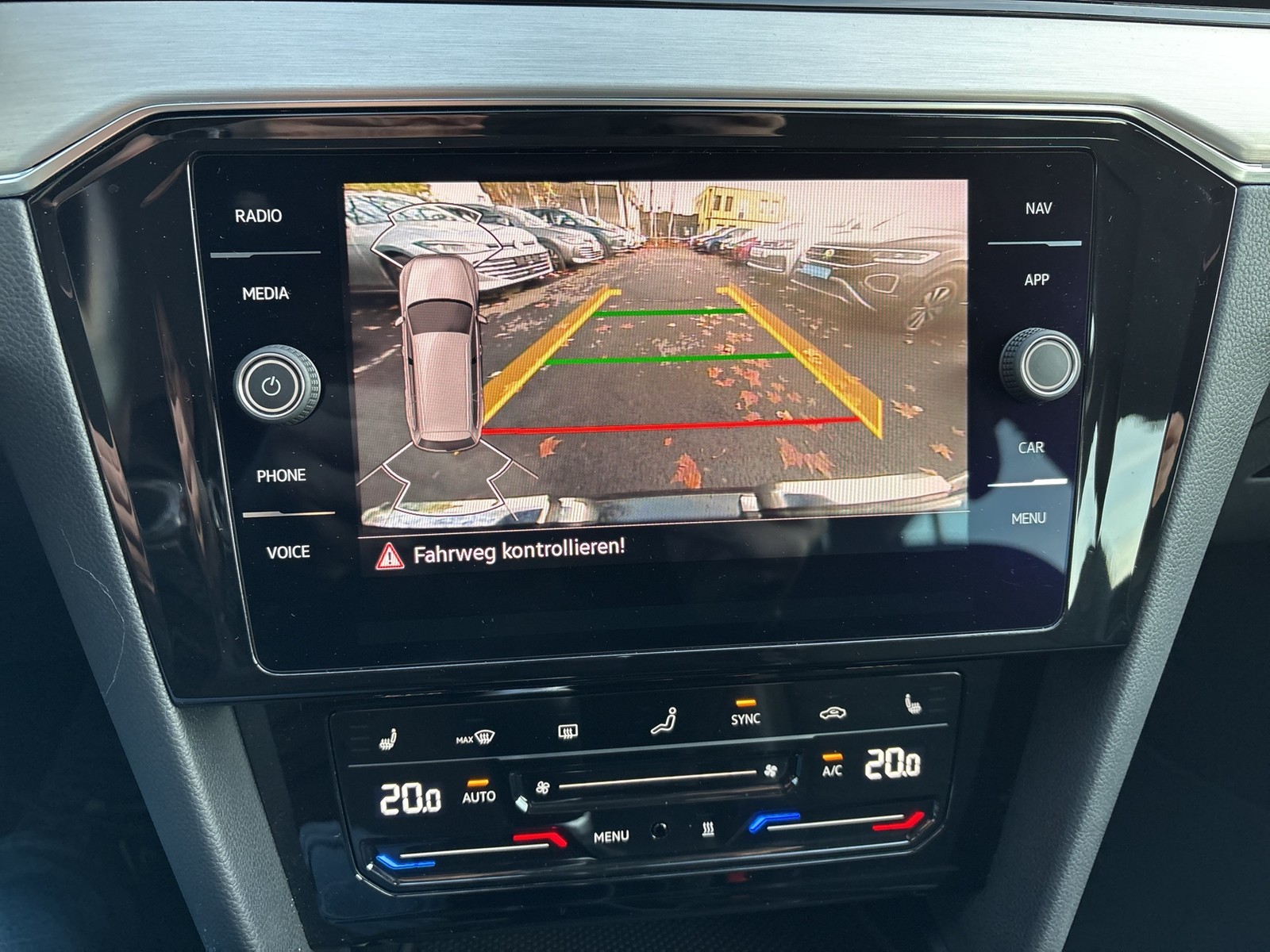 Volkswagen Passat Variant 1.5 ELEGANCE STANDHZ CAM ACC LM17