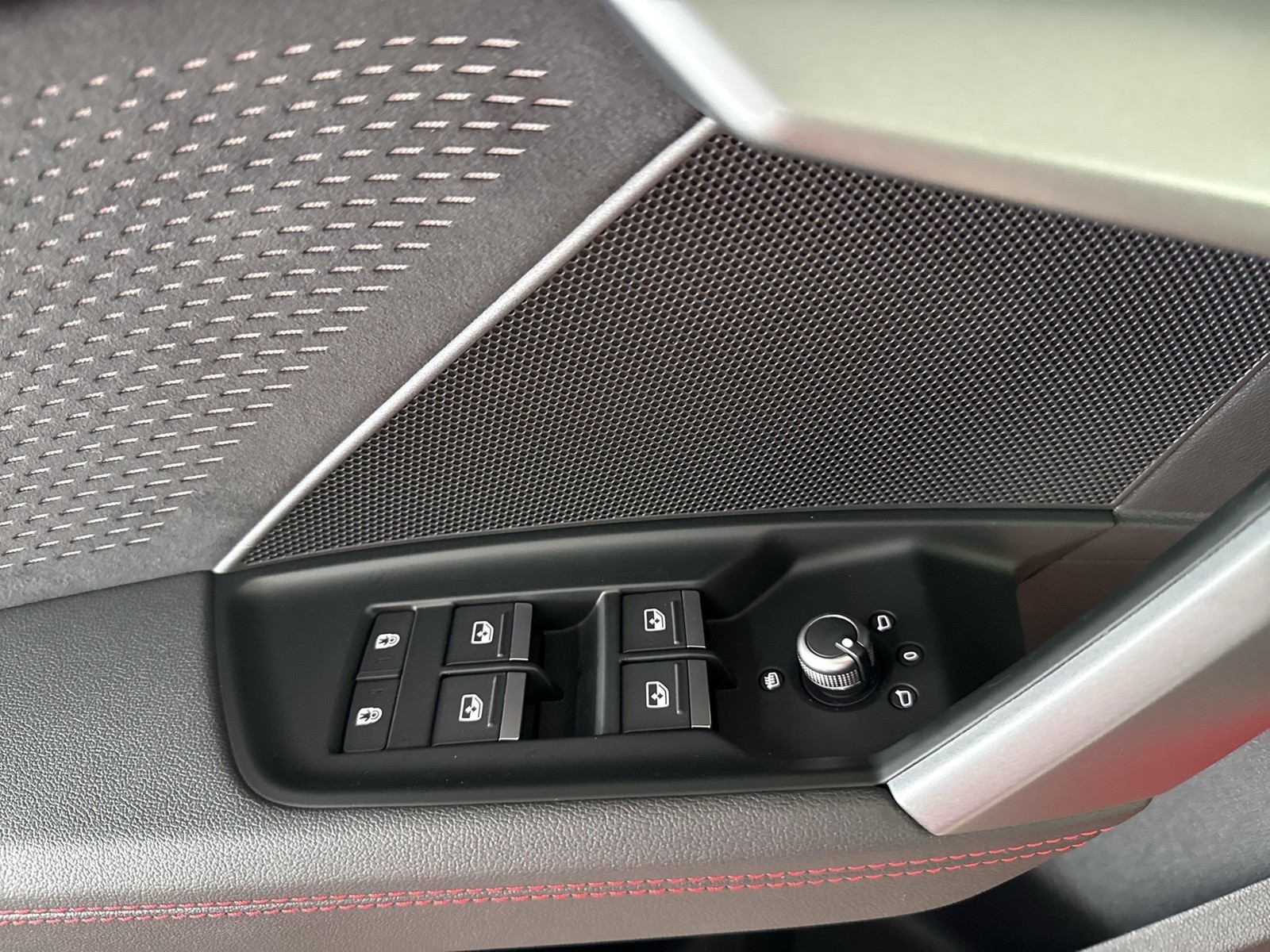 Audi S3 Sportback quattro SONOS CAM ACC LM19 NAVI+