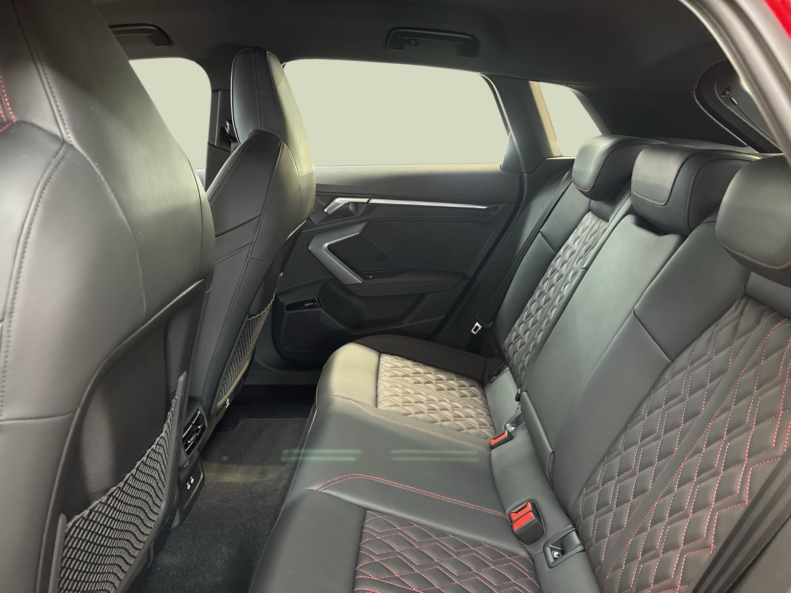 Audi S3 Sportback quattro SONOS CAM ACC LM19 NAVI+