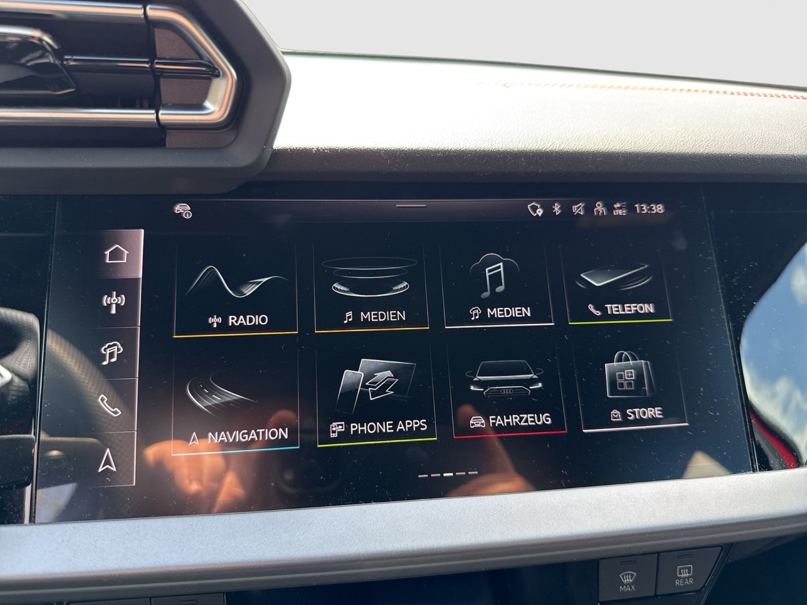 Audi S3 Sportback quattro SONOS CAM ACC LM19 NAVI+