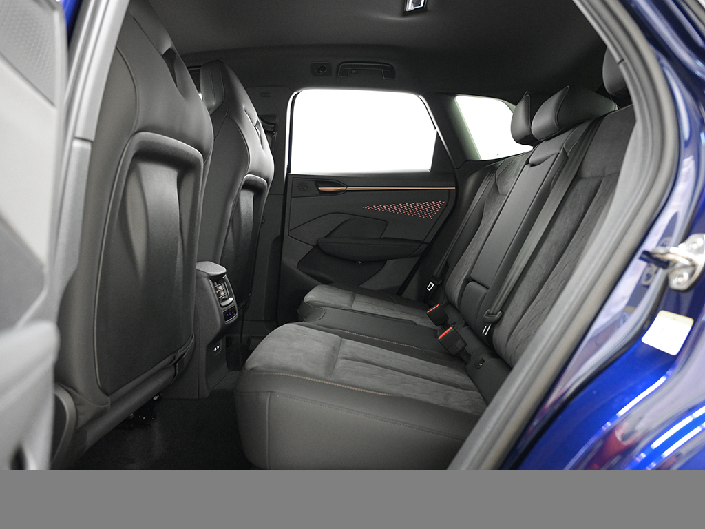 Cupra Terramar 2.0 VZ DSG 4x4 AHK SENNHEISER MATRIXLED