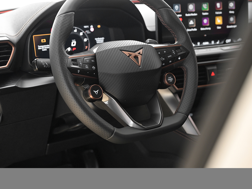 Cupra Leon 2.0 VZ BLACK EDITION DSG SENNHEISER PANO