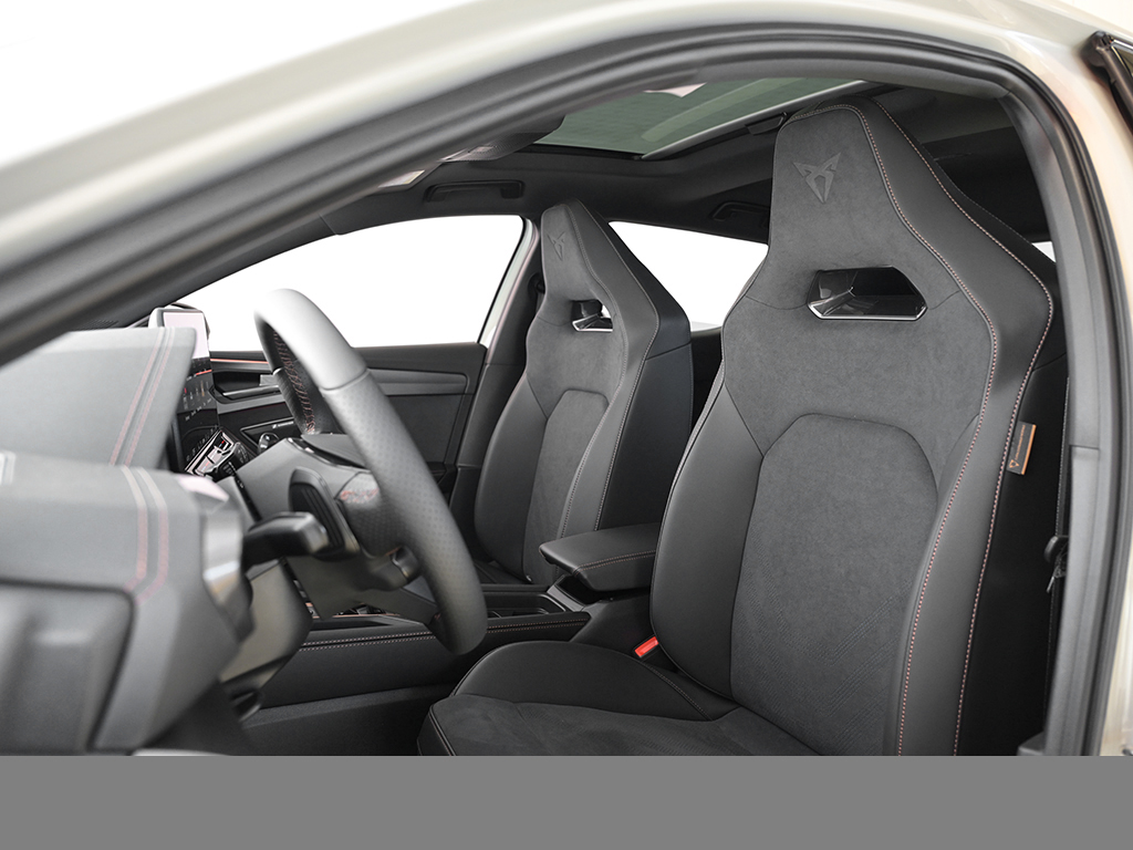 Cupra Leon 2.0 VZ BLACK EDITION DSG SENNHEISER PANO