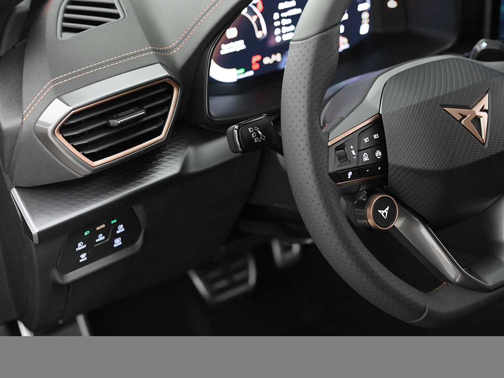 Cupra Leon 1.5 DSG CAM KEYLESS LED LM18