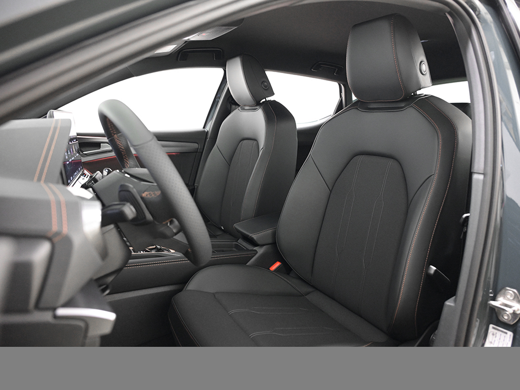 Cupra Leon 1.5 DSG CAM KEYLESS LED LM18
