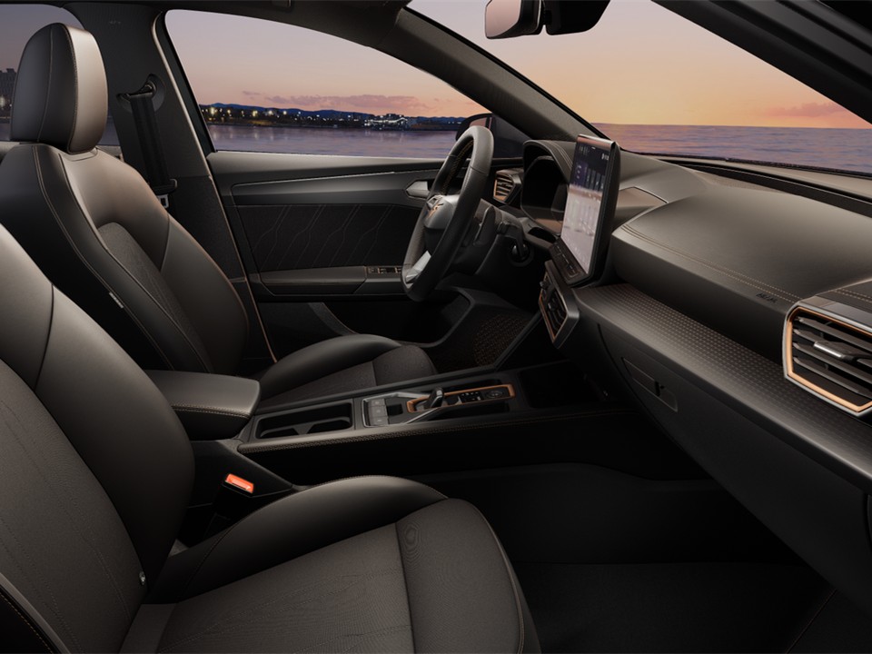 Cupra Leon 1.5 DSG CAM KEYLESS LM18 SITZHZG