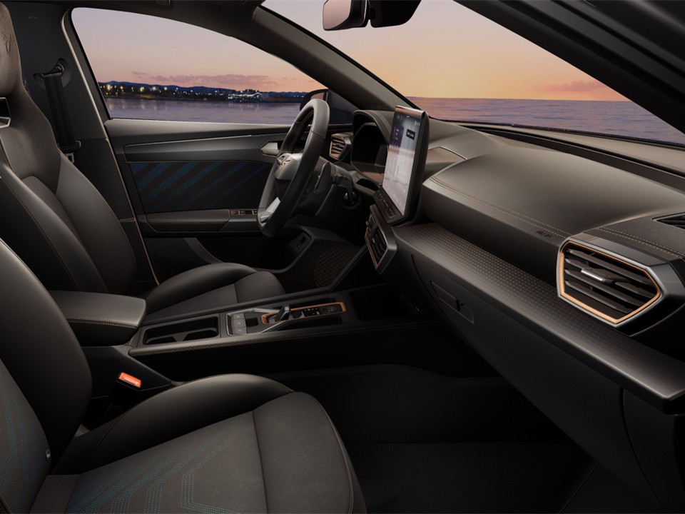 Cupra Leon ST 1.5 DSG AHK NAVI eKLAPPE CAM KEYLESS