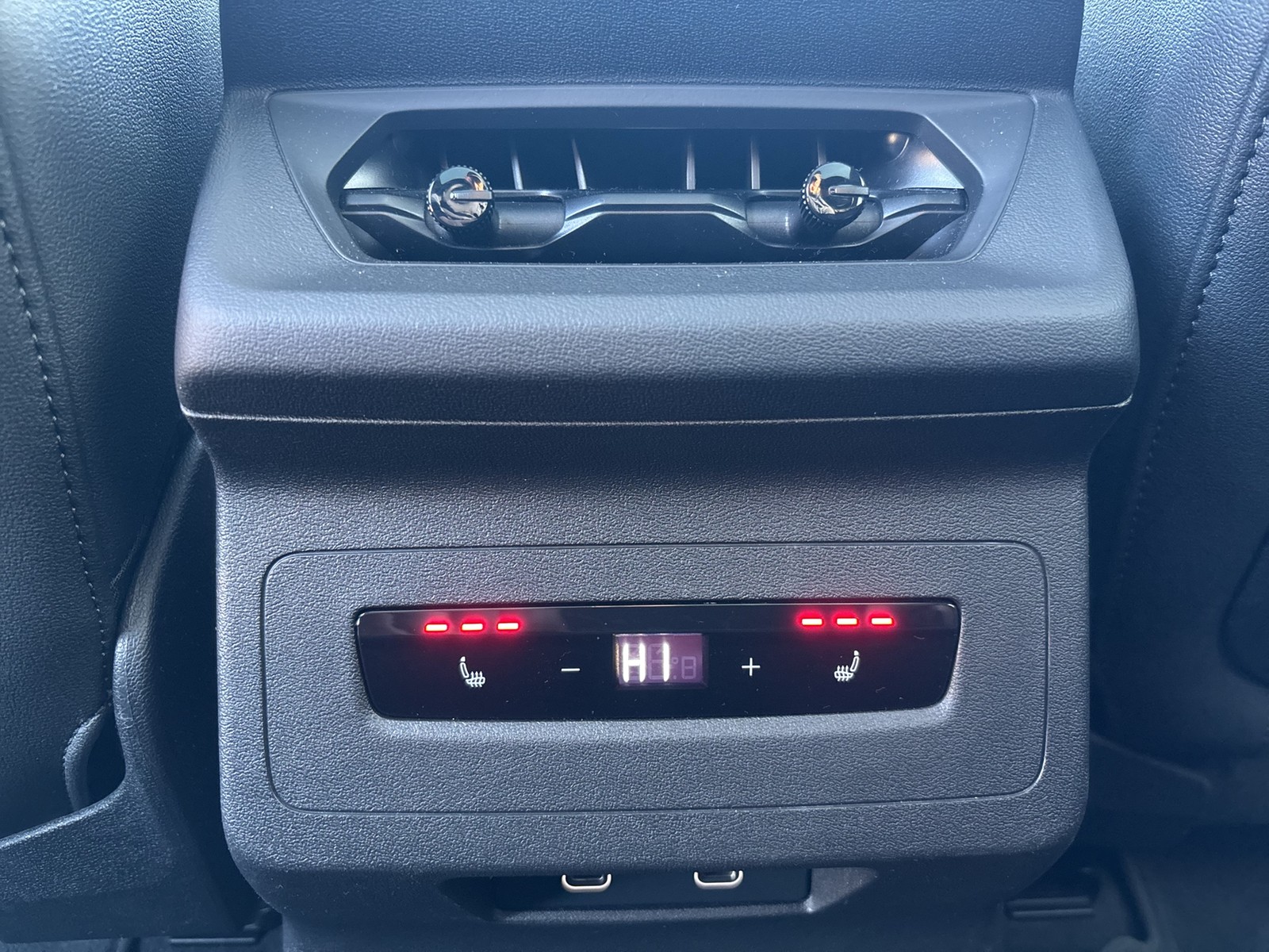 Audi A6 e-tron Avant quattro S LINE PANO B&O AHK LM21