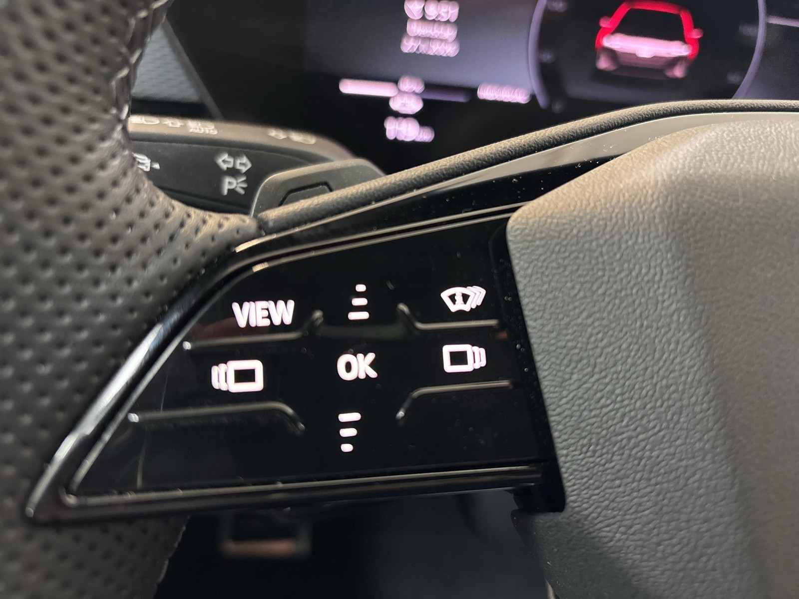 Audi A6 e-tron Avant quattro S LINE PANO B&O AHK LM21