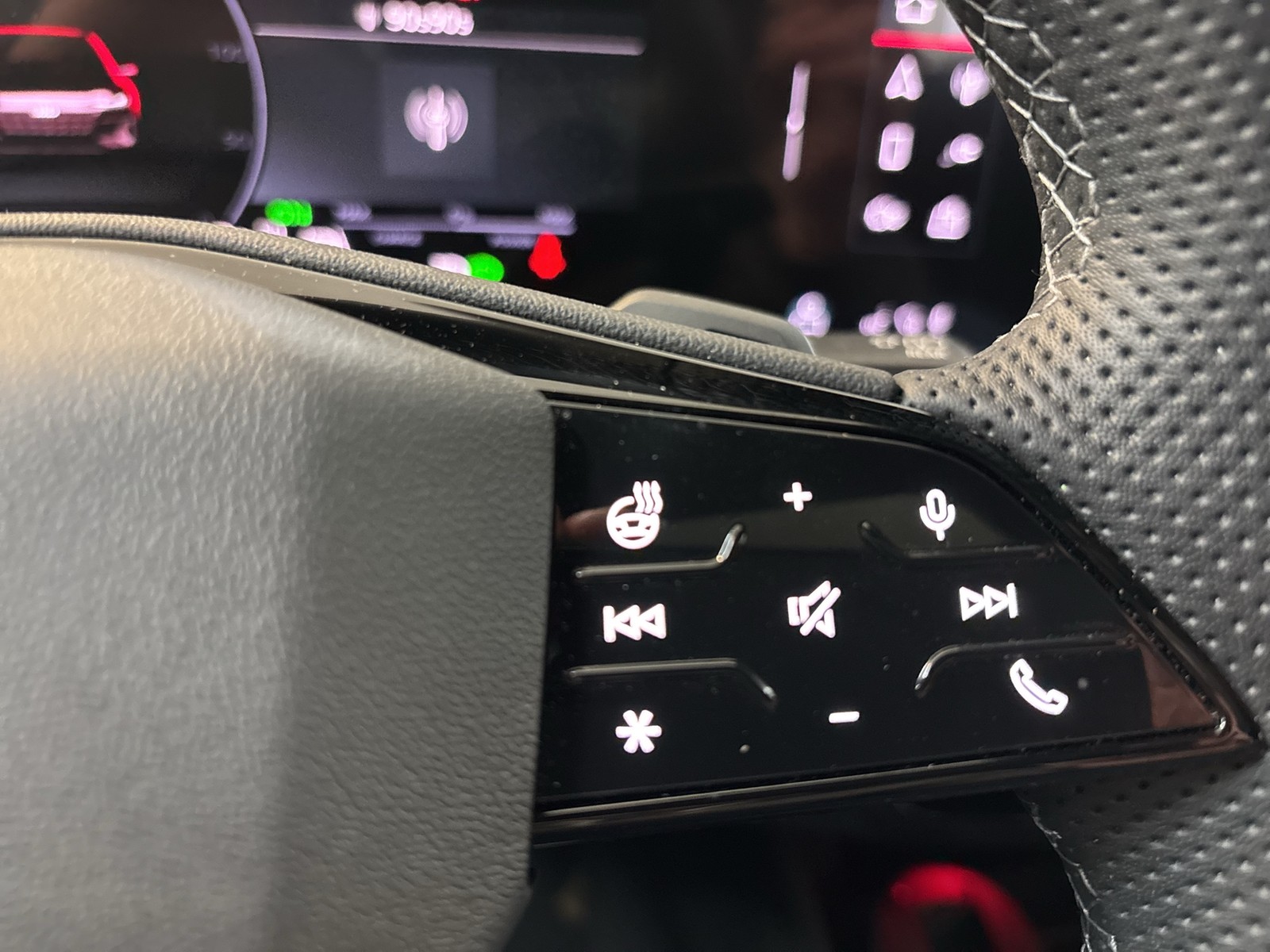 Audi A6 e-tron Avant quattro S LINE PANO B&O AHK LM21