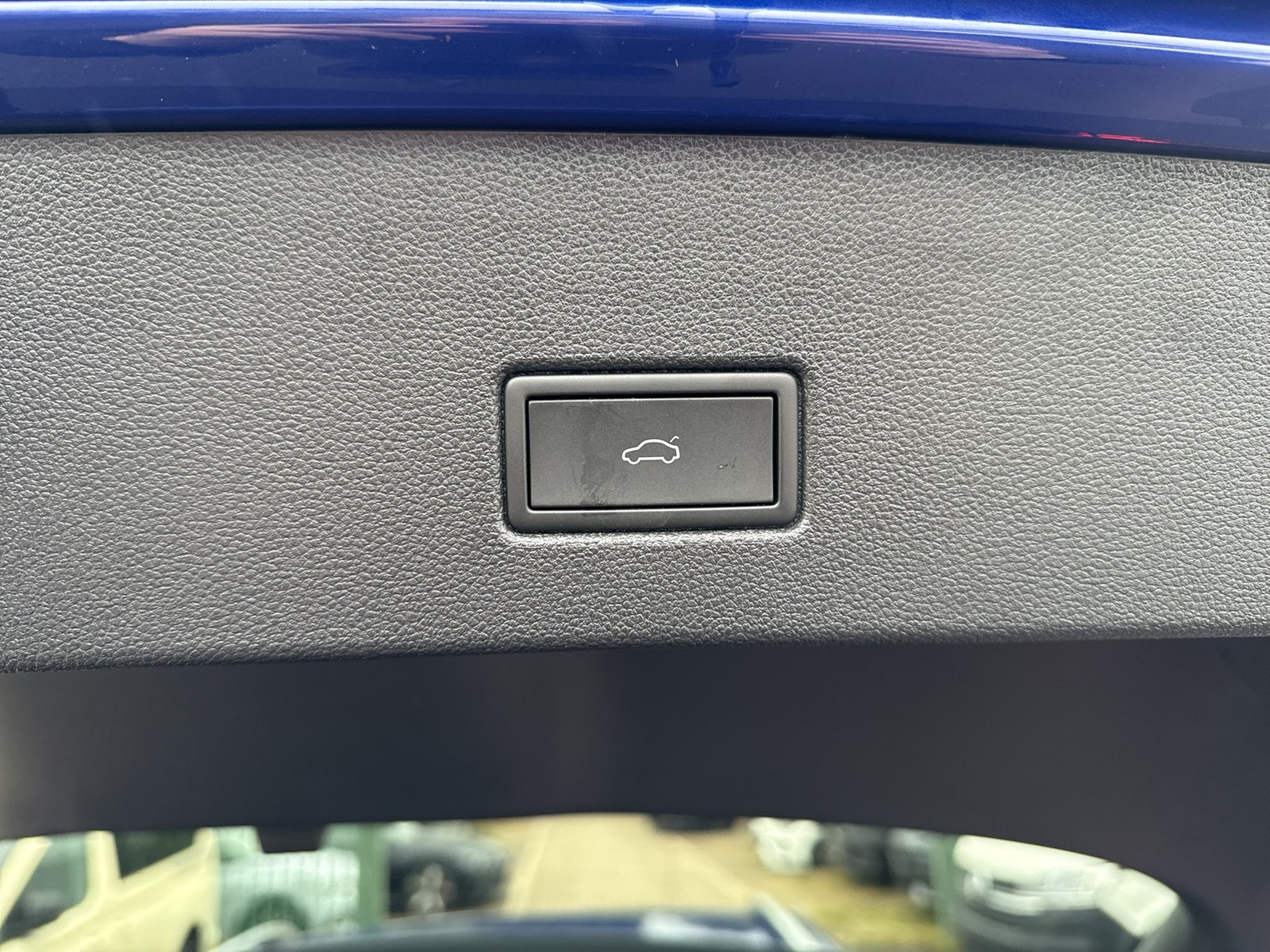 Volkswagen T-Roc 2.0 R 4X4 CAM ACC LM18 EKLAPPE NAVI SITZHZ