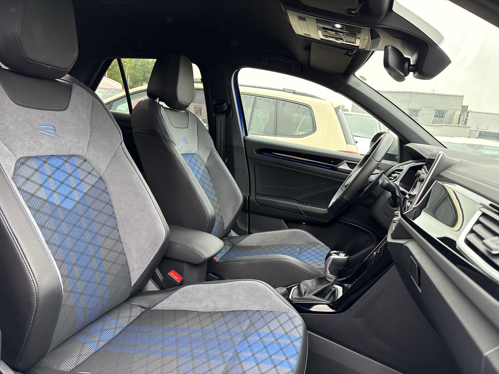 Volkswagen T-Roc 2.0 R 4X4 CAM ACC LM18 EKLAPPE NAVI SITZHZ