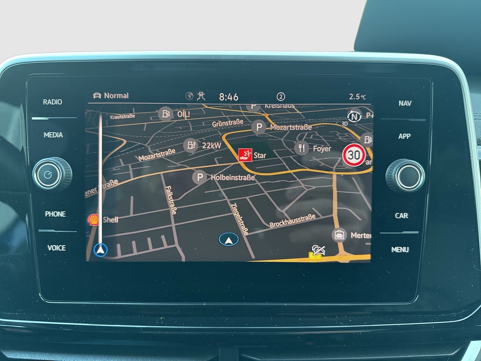 Volkswagen T-Roc 1.0 R-LINE PANO CAM ACC LM17 NAVI SITZHEIZ